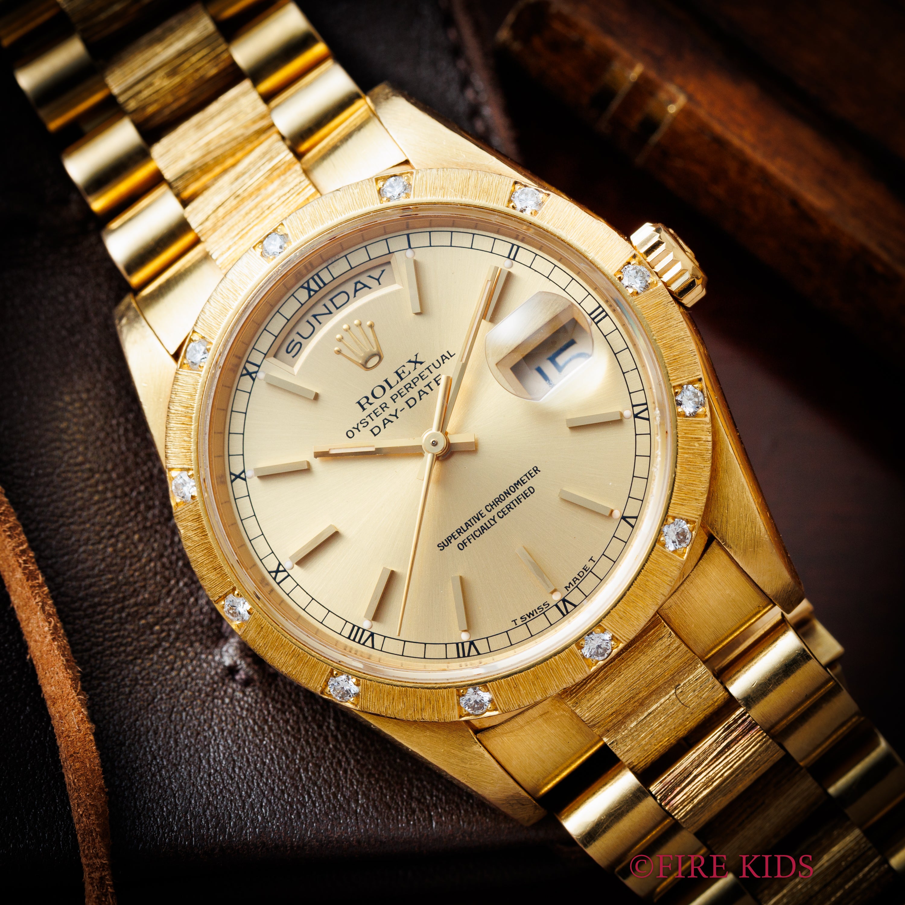 ロレックス デイデイトRef.18308 バークベゼル、ブレス 18金無垢 ベゼルダイヤ 1990～91年製
