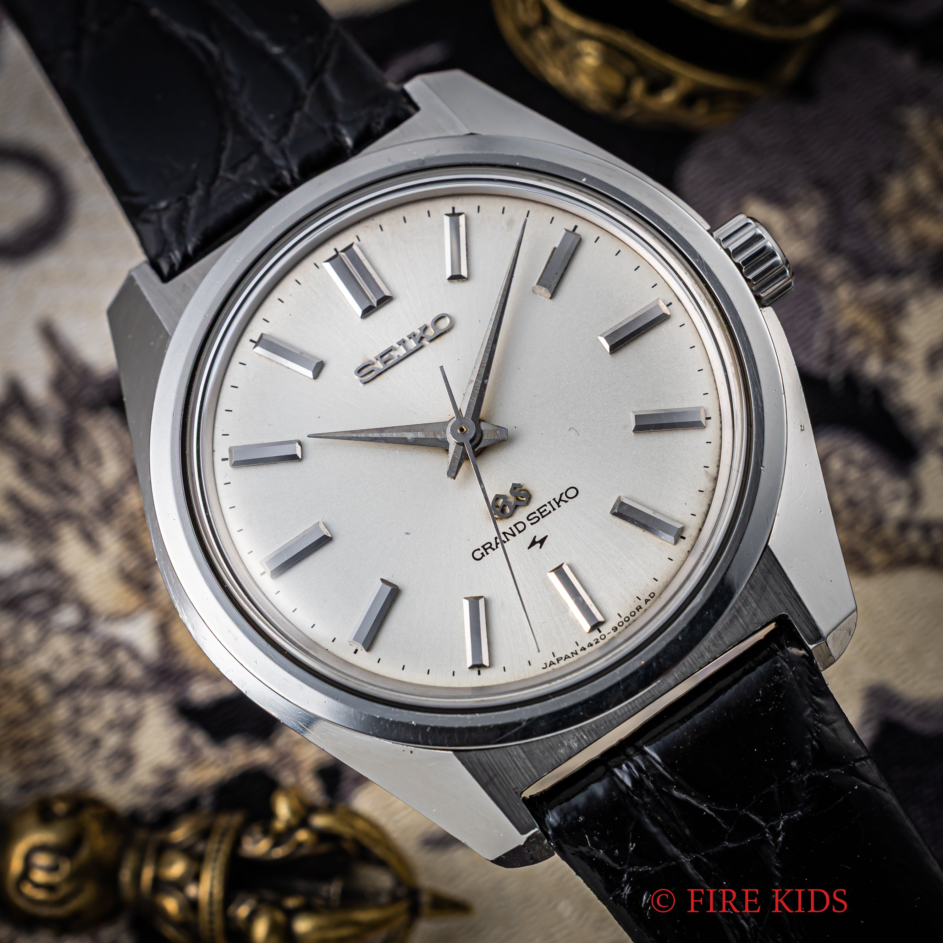 グランドセイコー 手巻き 1967年製 44GS前期 手巻 Ref.4420-9000 セイコースタイルケース