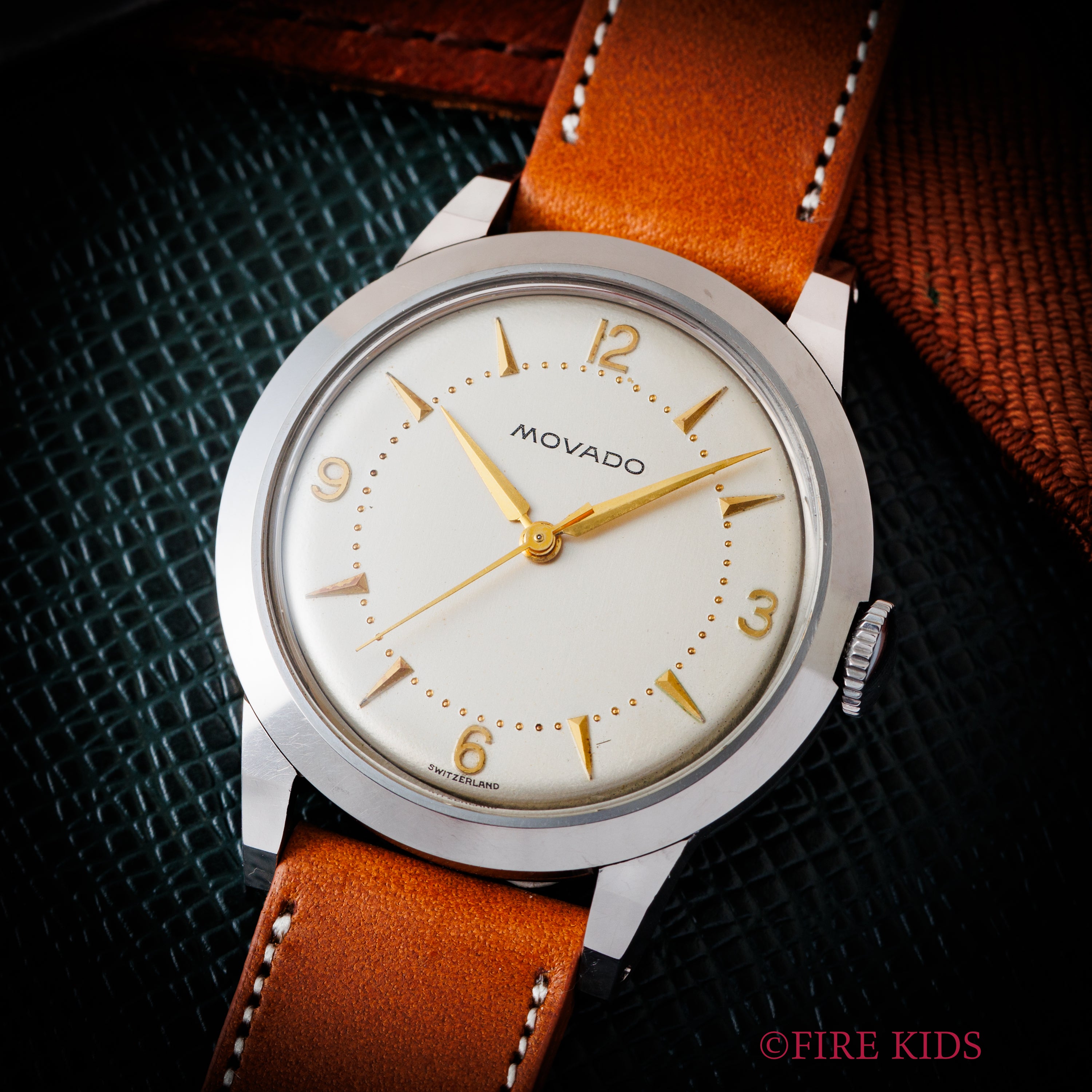 モバード 1950年代製 FBケース 手巻き Cal.261A