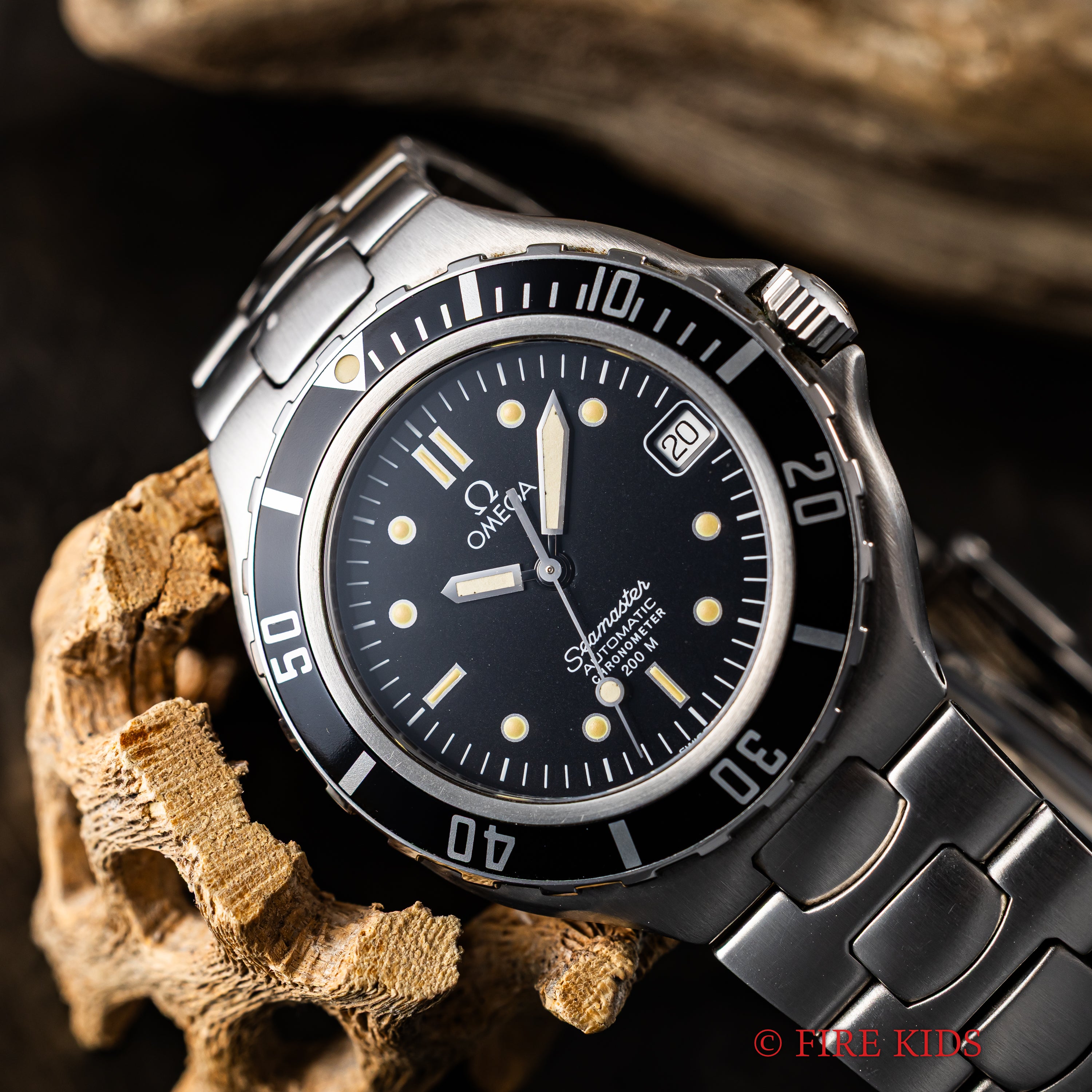 オメガ シーマスター200m 1988年製 プレボンド ミッドサイズ 自動巻クロノメーター ジェンタデザイン