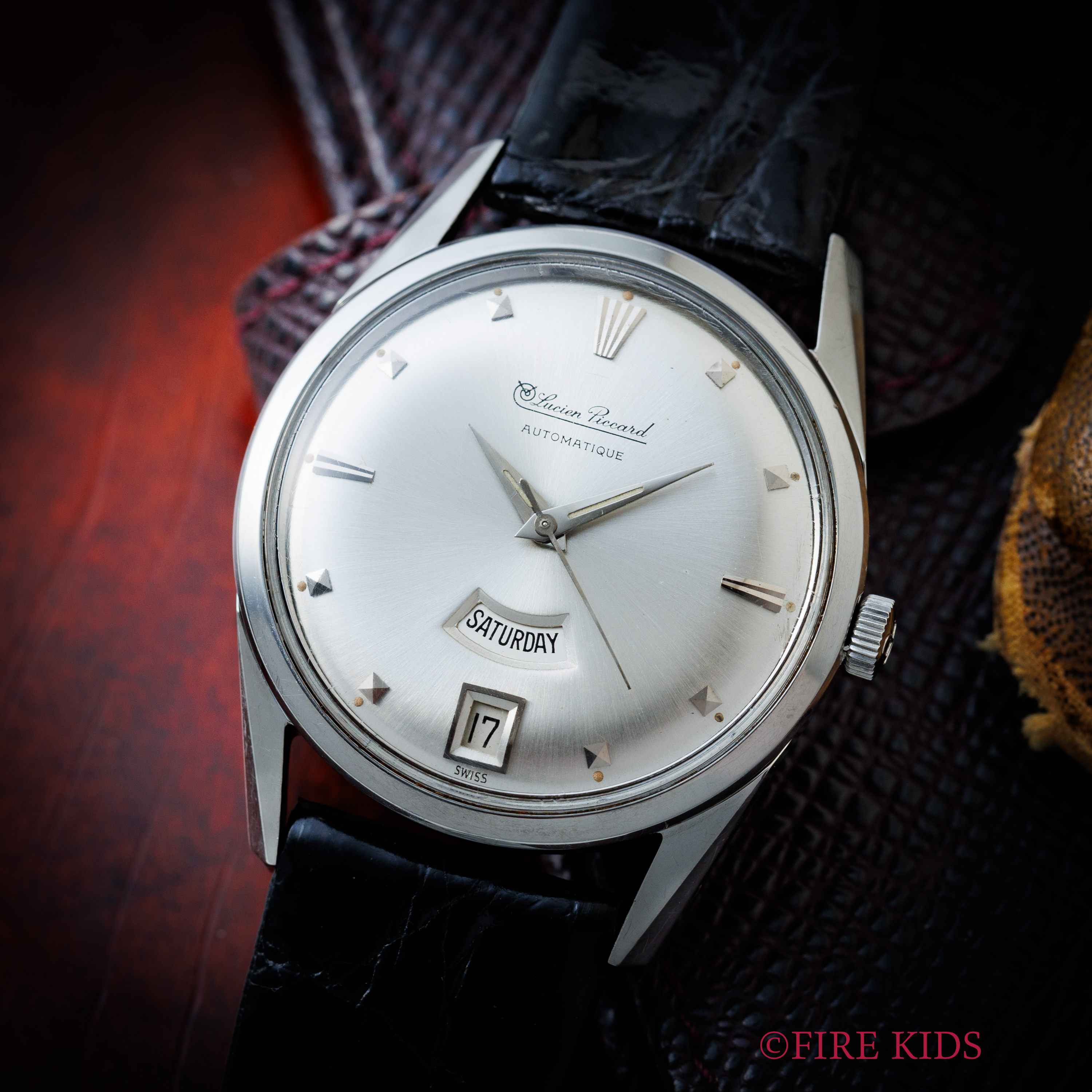 ルシアンピカール 自動巻き 1960年代製  Cal.LP45 デイデイト 希少メンズサイズ デイデイト スクリューバック防水ケース