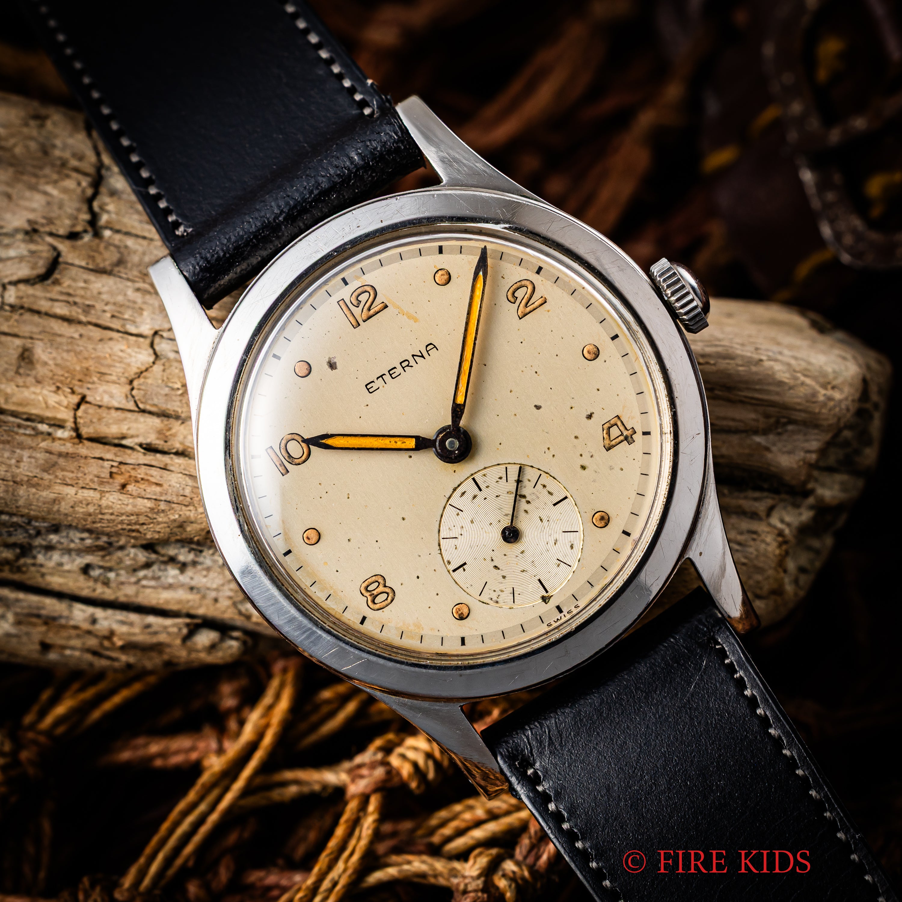 エテルナ 1940年代製 ラウンドケース 手巻 Cal.520H スクリューバックケース 飛びアラビアダイヤル