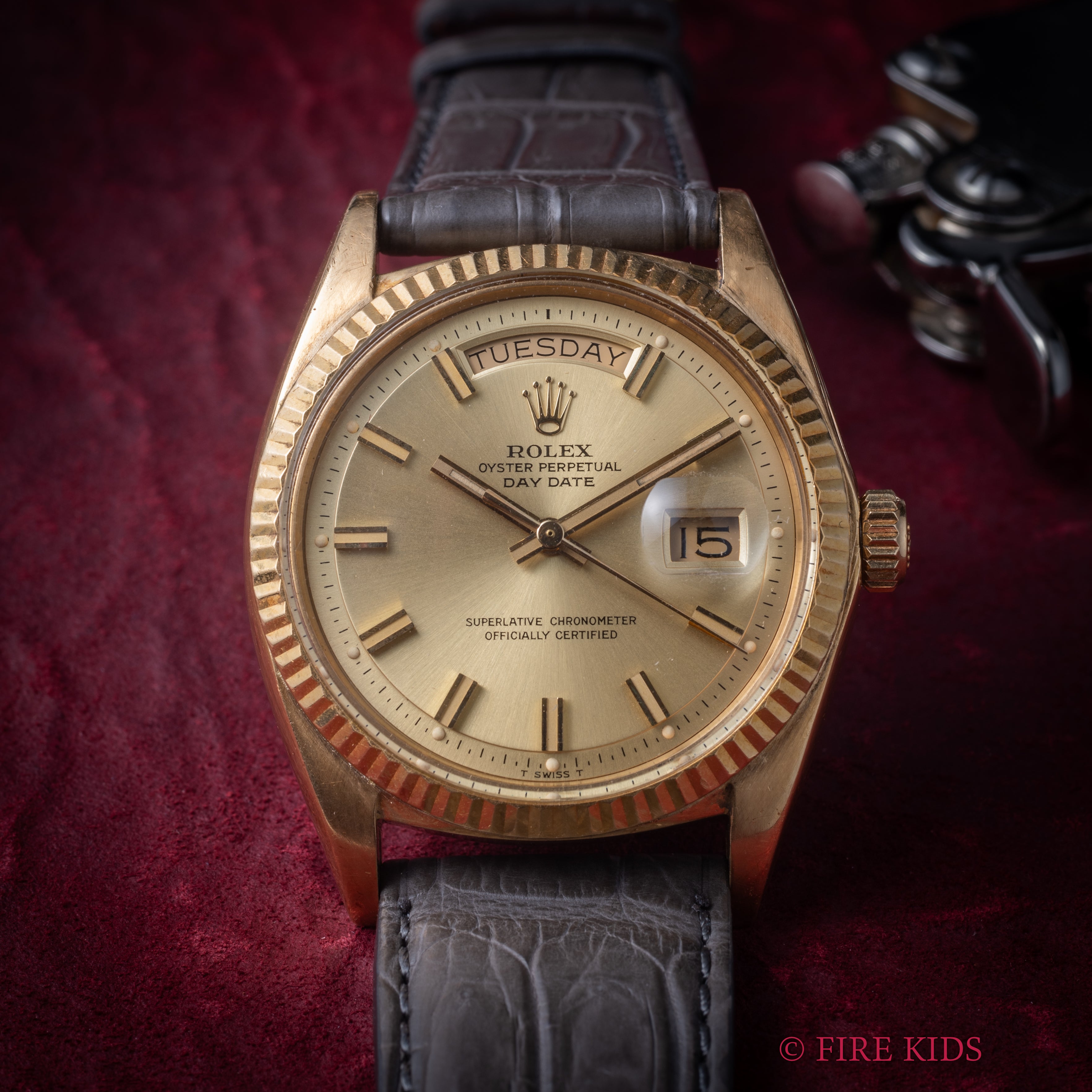 ロレックス デイデイト 1969年製 Ref.1803 18金無垢 シャンパンダイヤル  ワイドボーイ