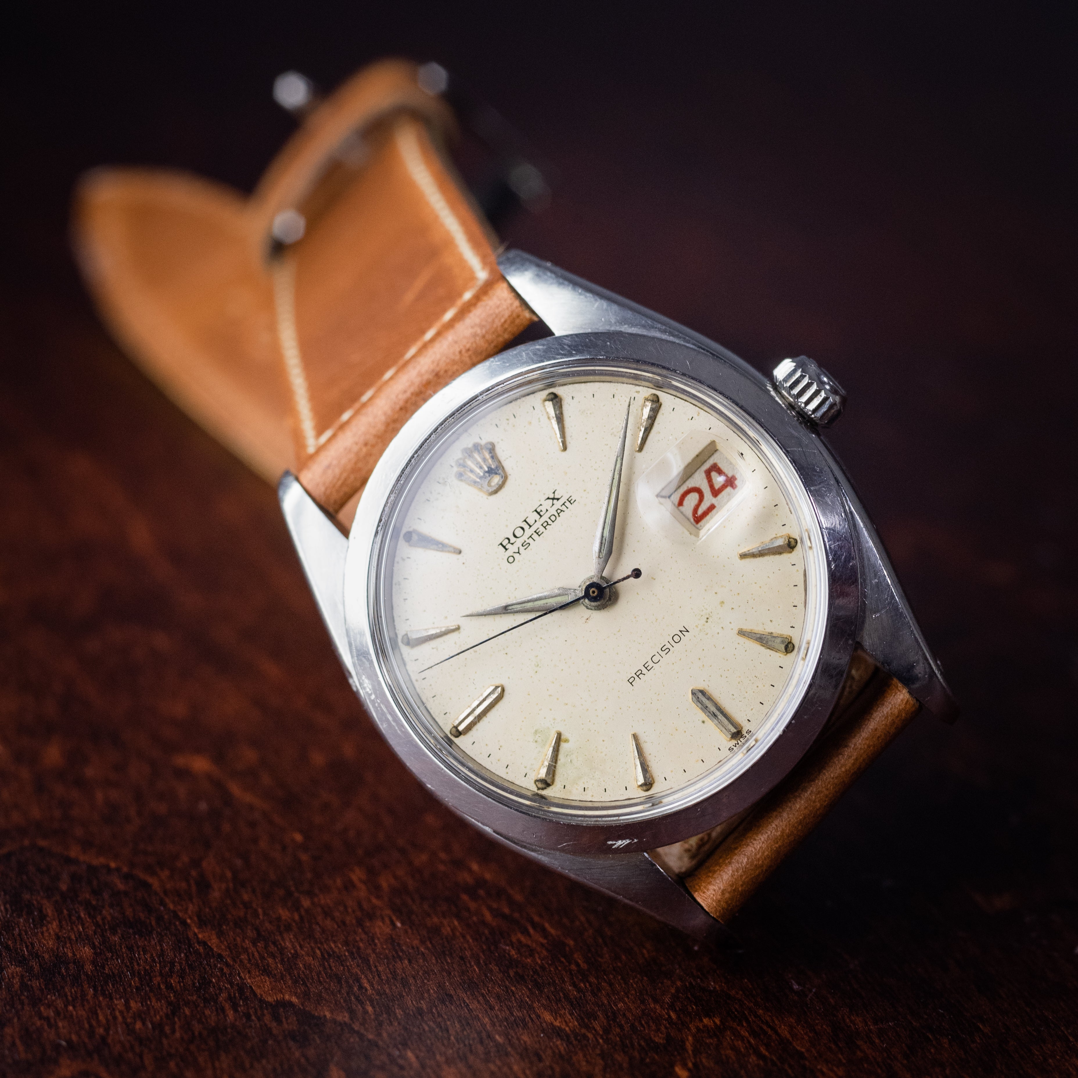 ロレックスオイスターデイト 1960年製/昭和35年製 赤黒カレンダー 剣針 Ref.6694
