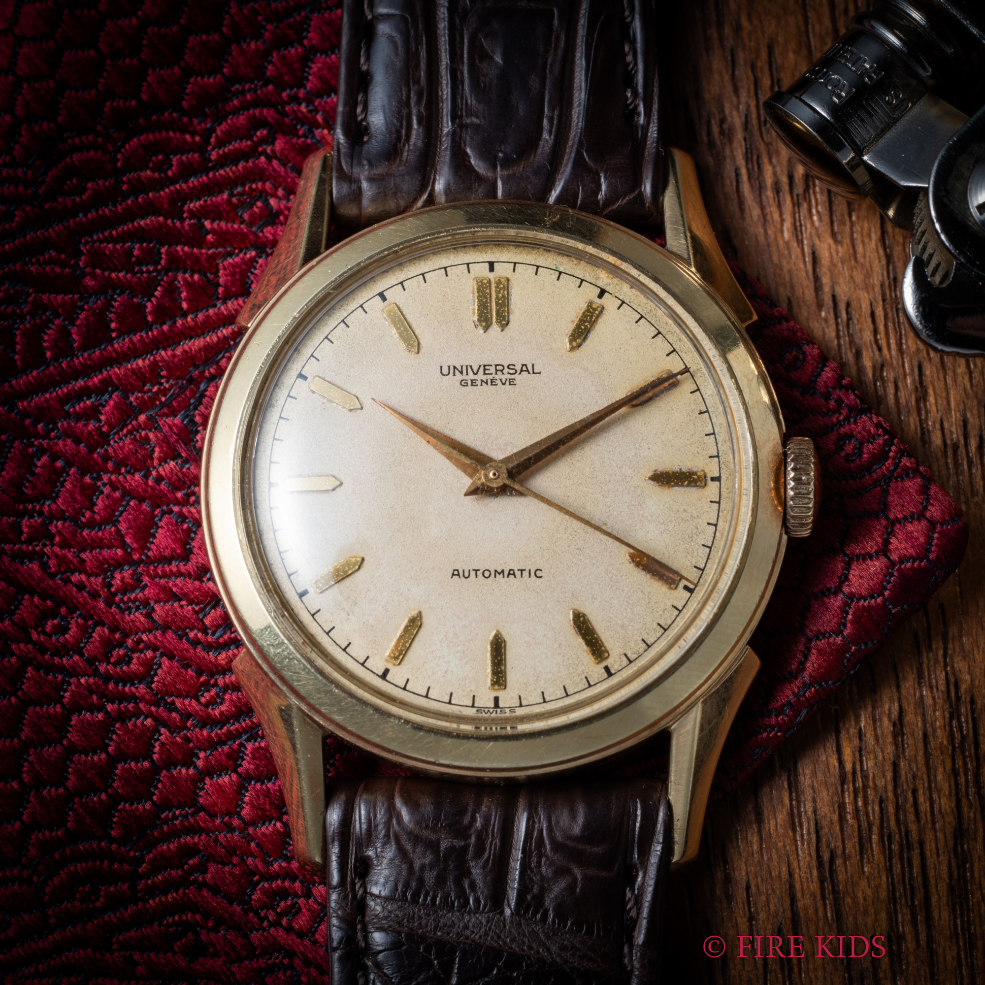 ユニバーサルジュネーブ 14金イエローゴールド 1950年代製 バンパー式オートマチック Cal.138