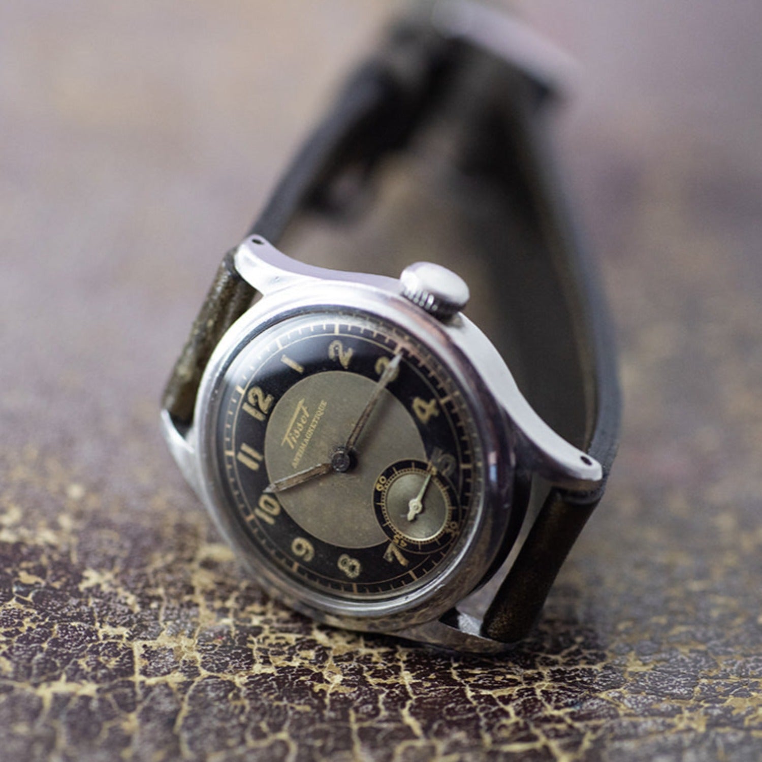 ティソブルズアイ手巻き 1940年代