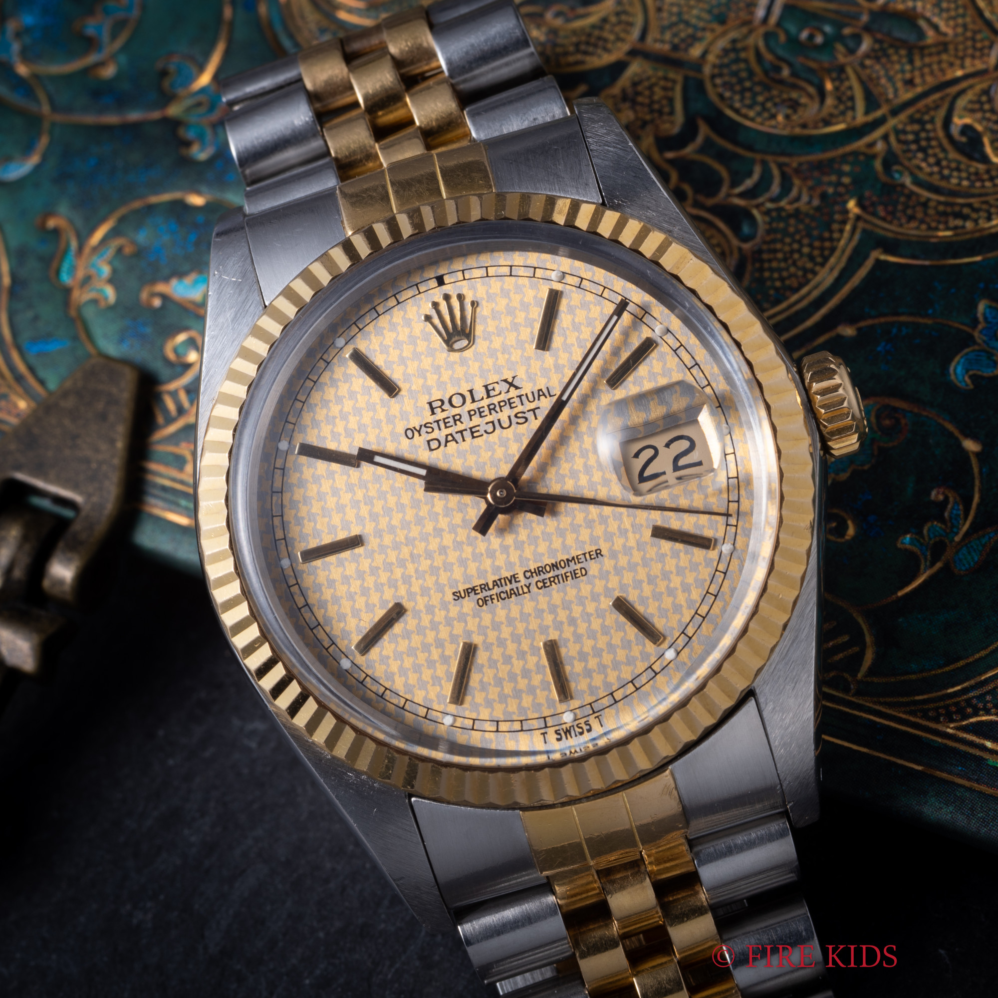 ロレックス 1987年製 デイトジャスト 千鳥柄文字盤 Ref.16013 自動巻クロノメーター 純正コンビジュビリーブレス