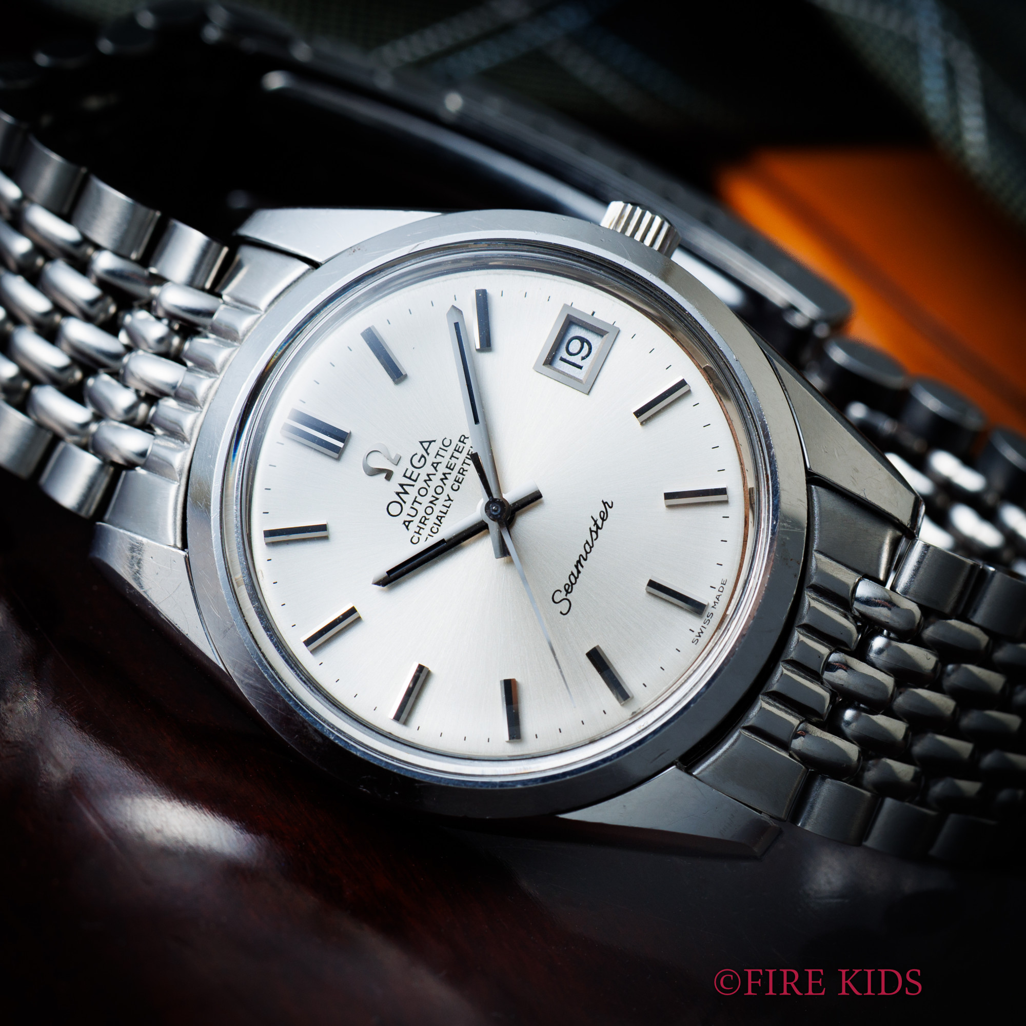 オメガ シーマスタークロノメーター 自動巻き 1973年製 純正ブレス付き