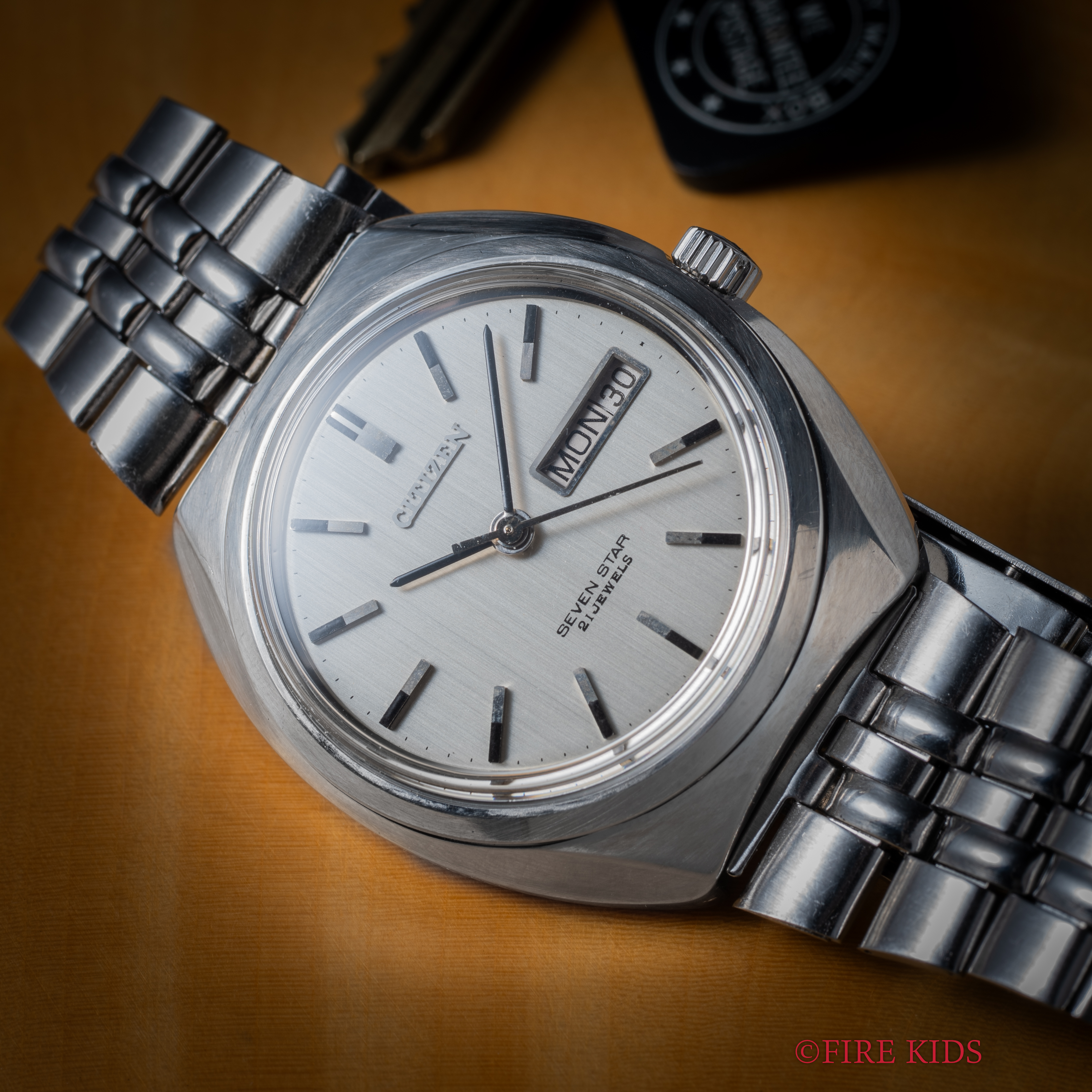 シチズン セブンスター 1971年製 純正ブレス付き デイデイト 自動巻き スクリューバック シルバーダイヤル