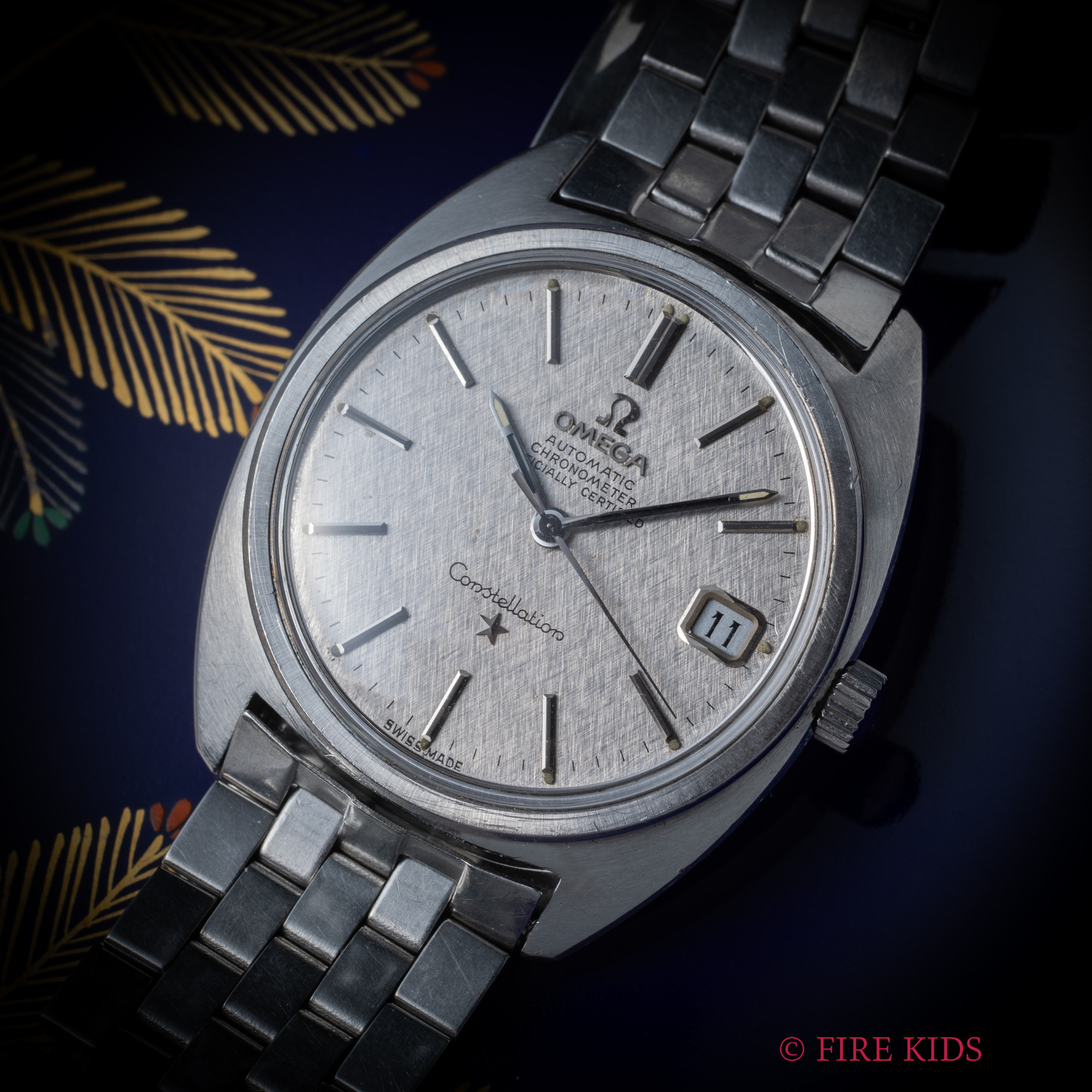 オメガ コンステレーションジェラルドジェンタデザイン前期 Cライン 1970年製 Cal.564 自動巻きクロノメーター 純正ブレス グレーモザイクダイヤル