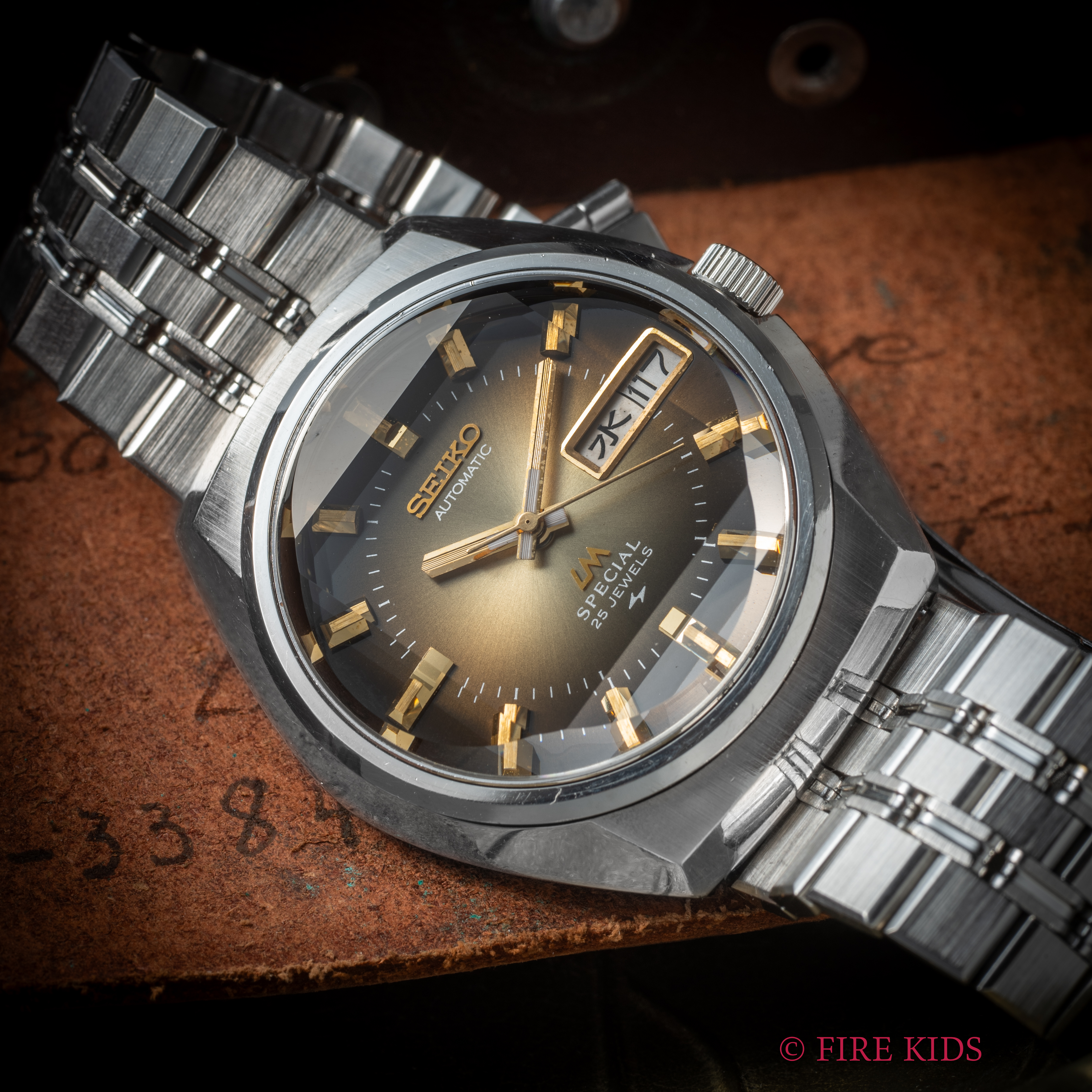 セイコー LM スペシャル デイデイト 1974年製 Ref.5216-6020 ブラウングラデーション