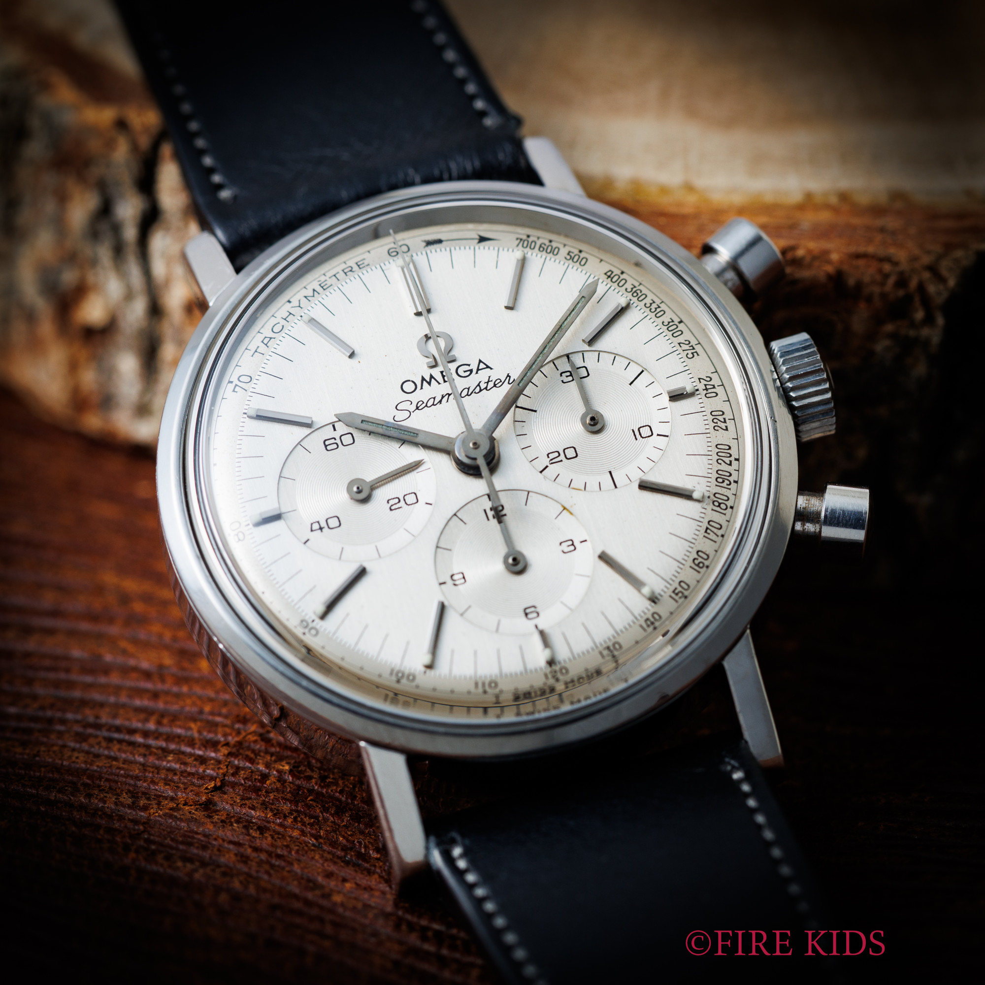 オメガ シーマスター クロノグラフ Cal.321 手巻き 1965年製 3レジスタークロノグラフ