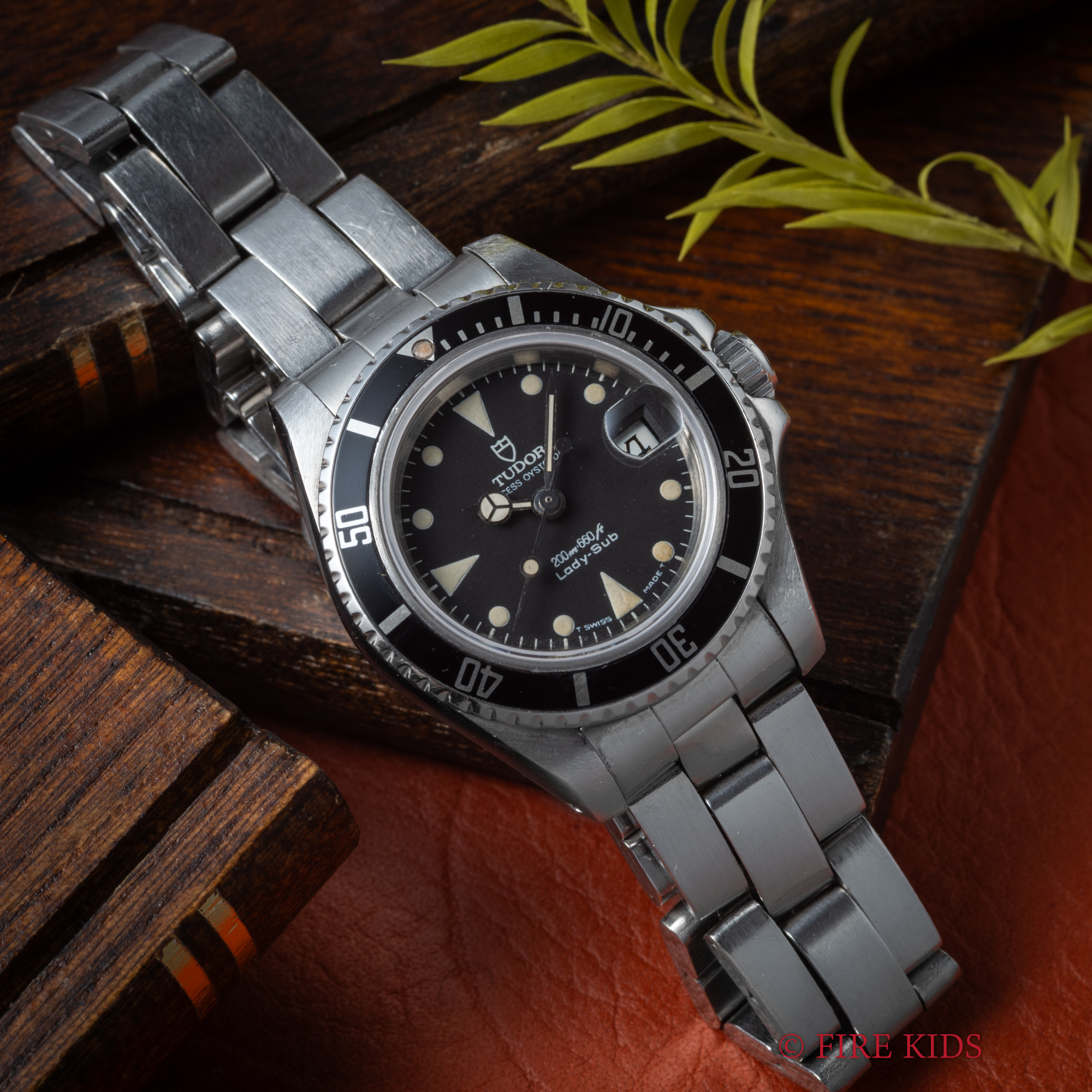 チューダー サブマリーナー レディサブ 1992年製 レディース 王冠リューズ チューダー巻きブレス ブラック