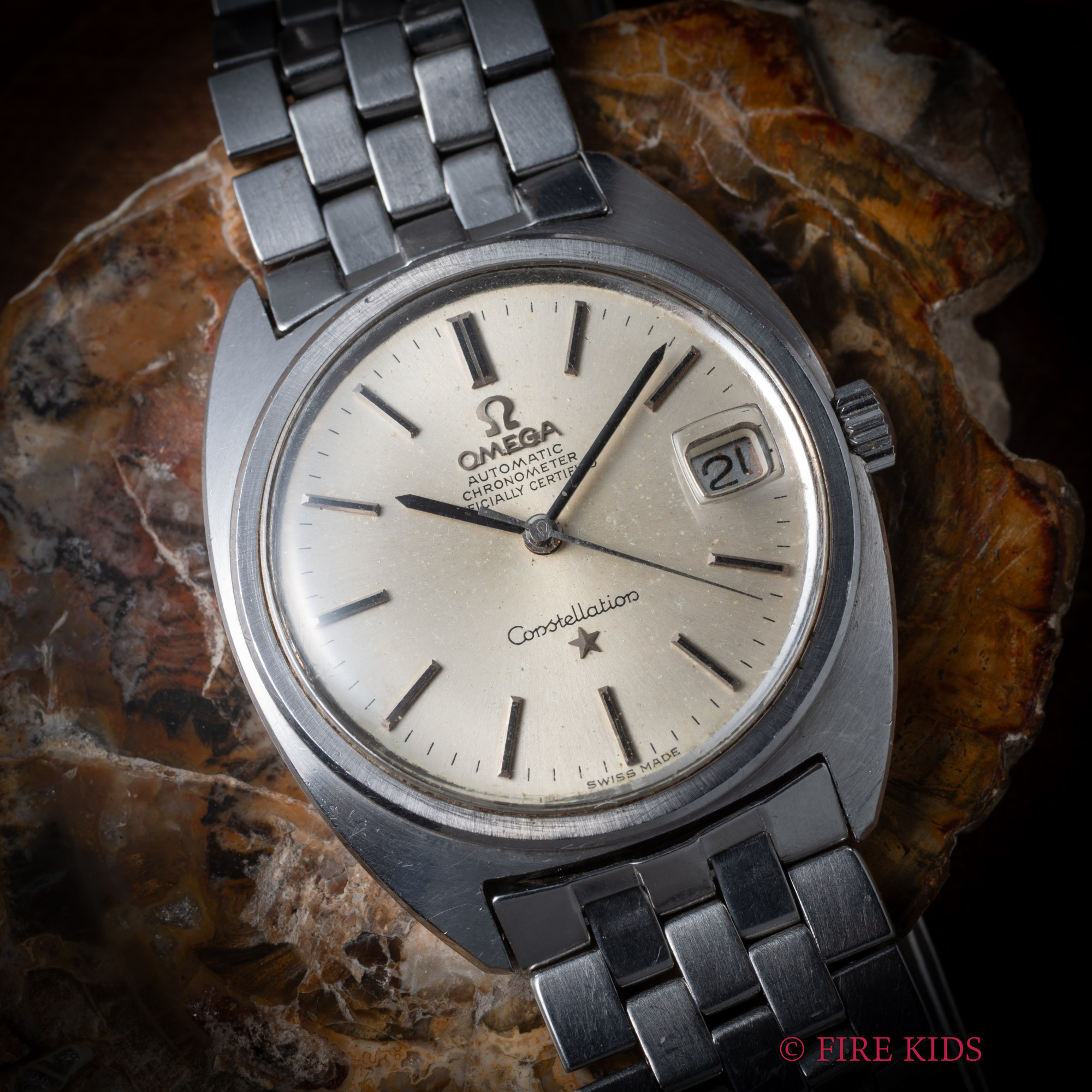 オメガ コンステレーション Cライン前期 ジェラルドジェンタデザイン Cal.564 自動巻きクロノメーター 1969年製