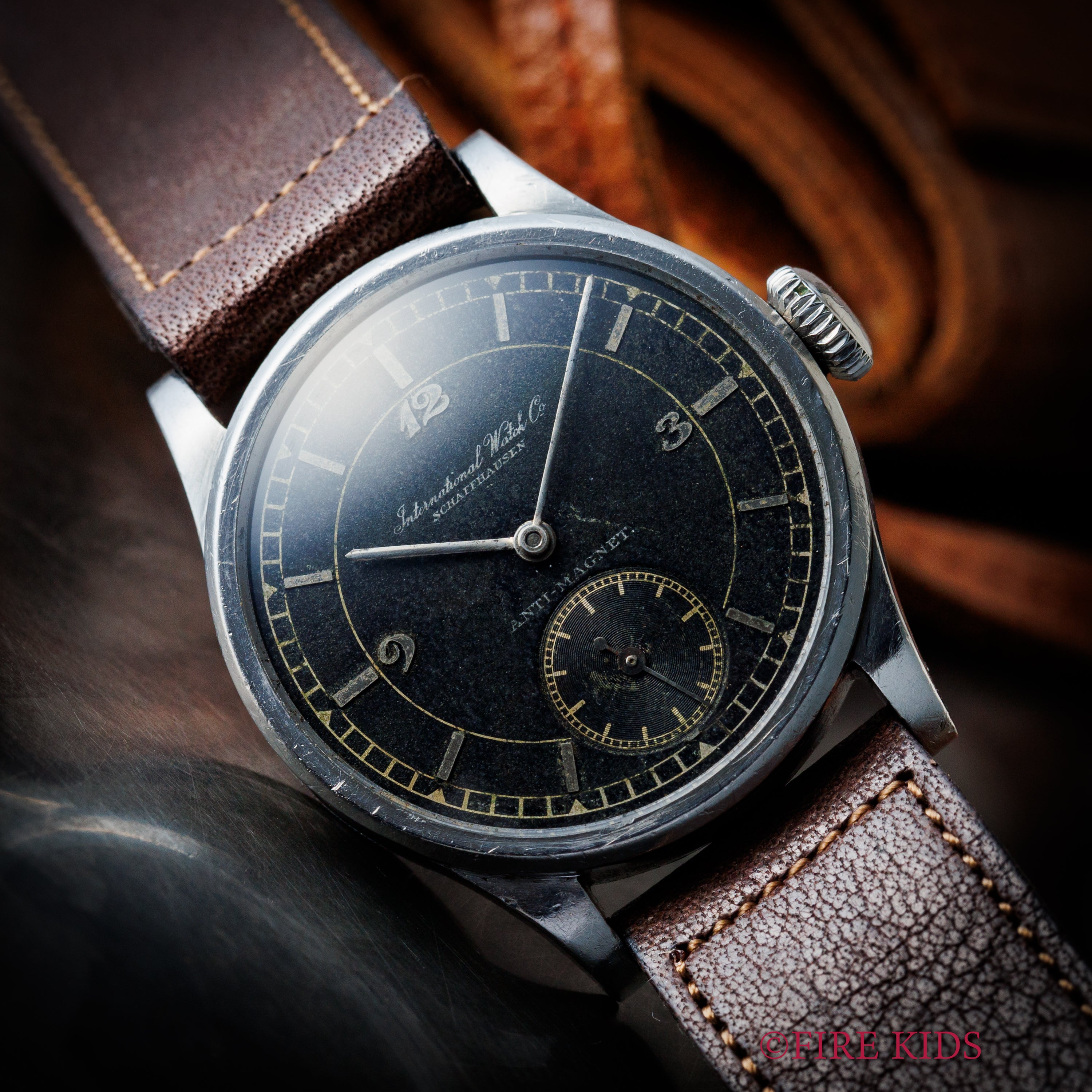 IWC 1938年製 Cal.83 ブラックセクターダイヤル スモールセコンド 手巻き