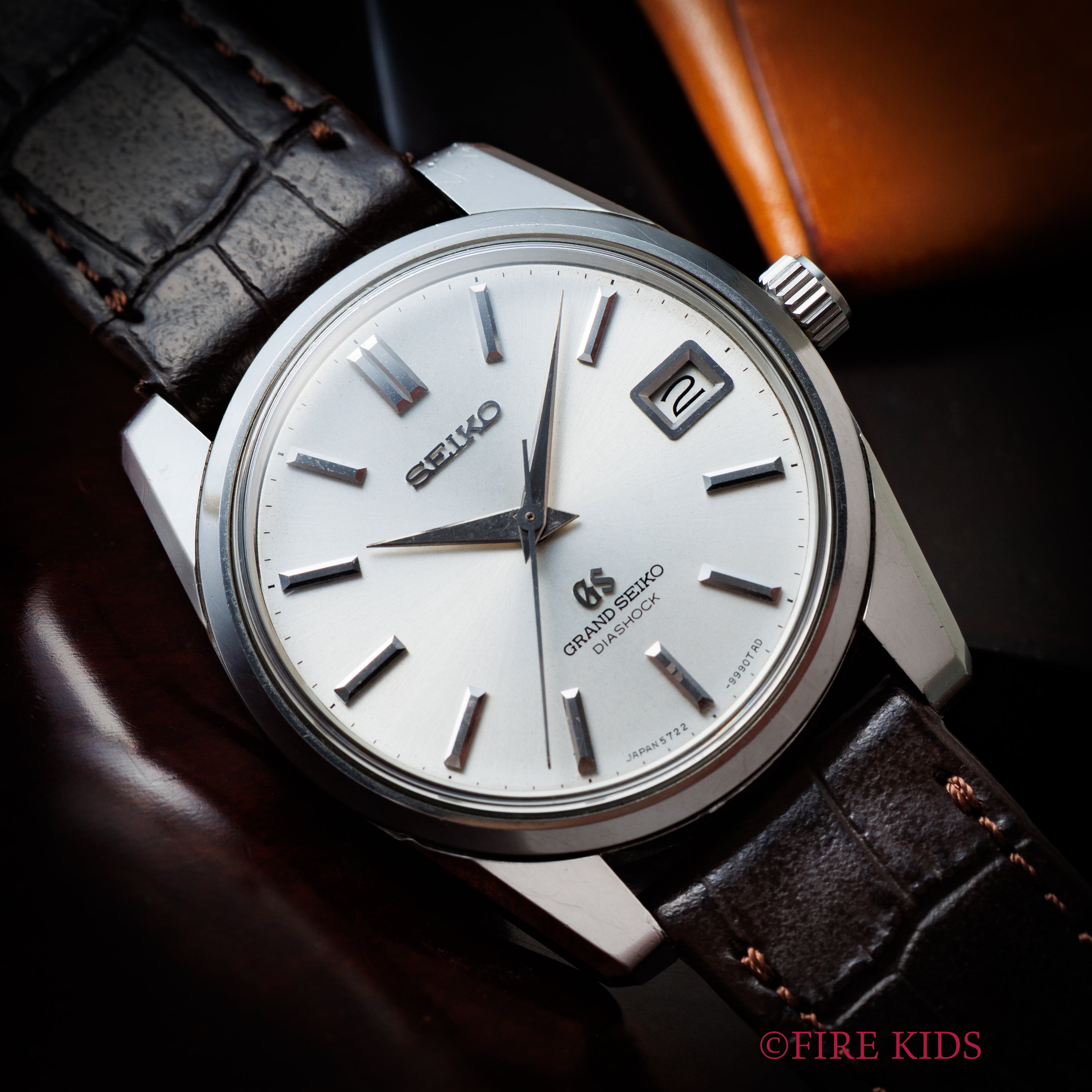 グランドセイコー セカンドモデル後期 1966年製 5722-9990 57GS ライオンメダリオン ロービート手巻