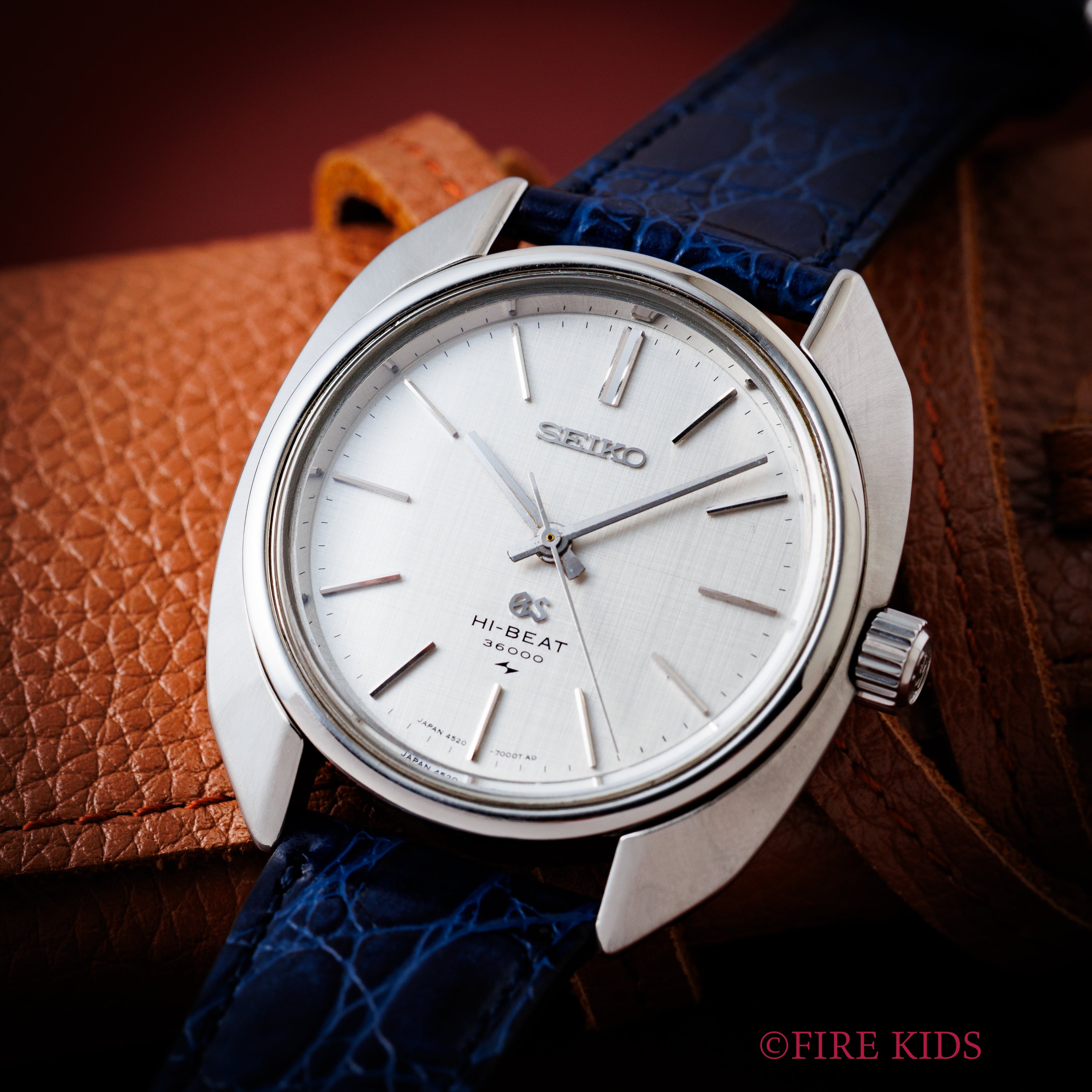 グランドセイコー ハイビート 36000 オクタゴンケース 手巻き10振動 1969年製 Ref.4520-7000