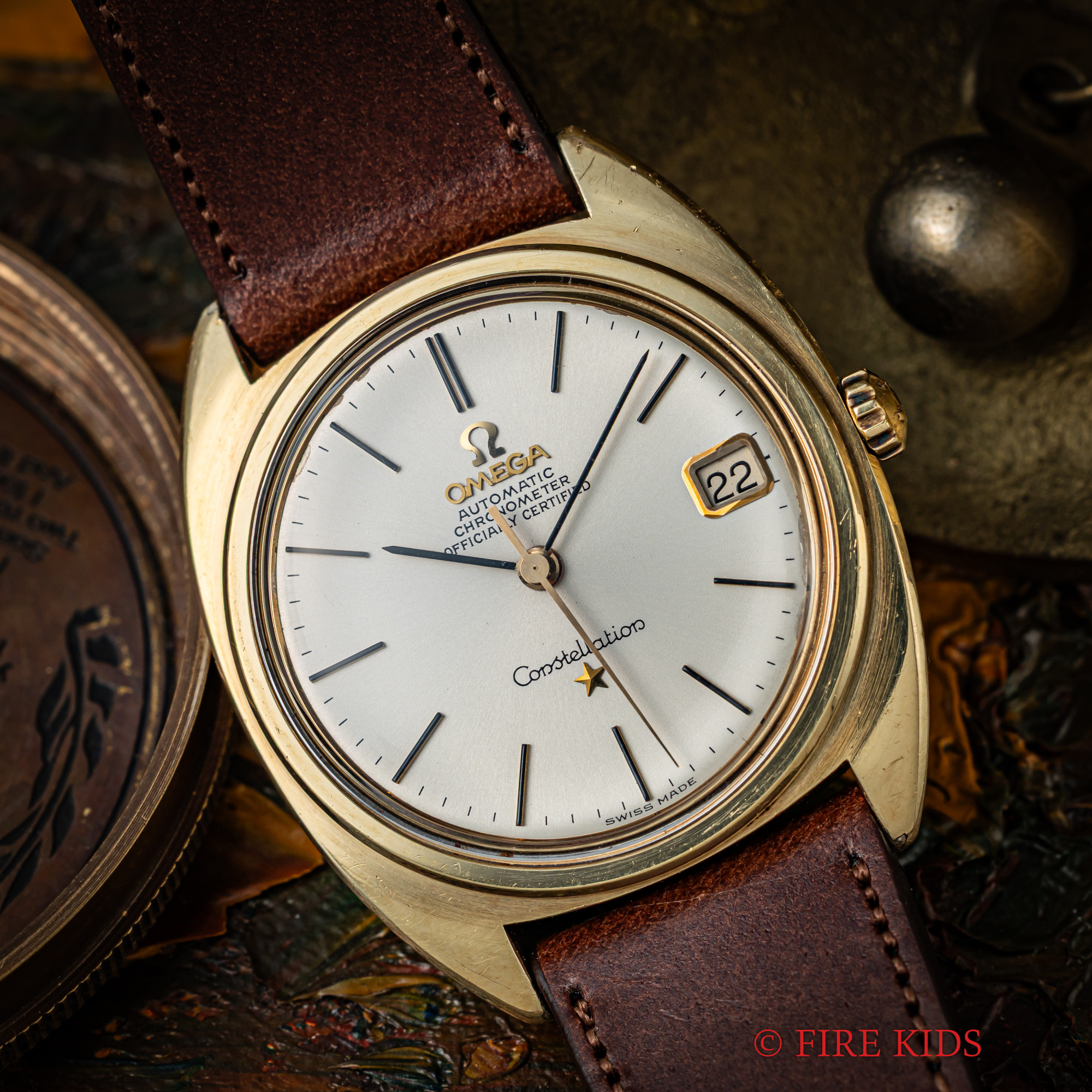 オメガ コンステレーション 1966年製 Cライン前期 ジェラルドジェンタデザイン Ref.168.017 Cal.561 トップゴールド 自動巻きクロノメーター