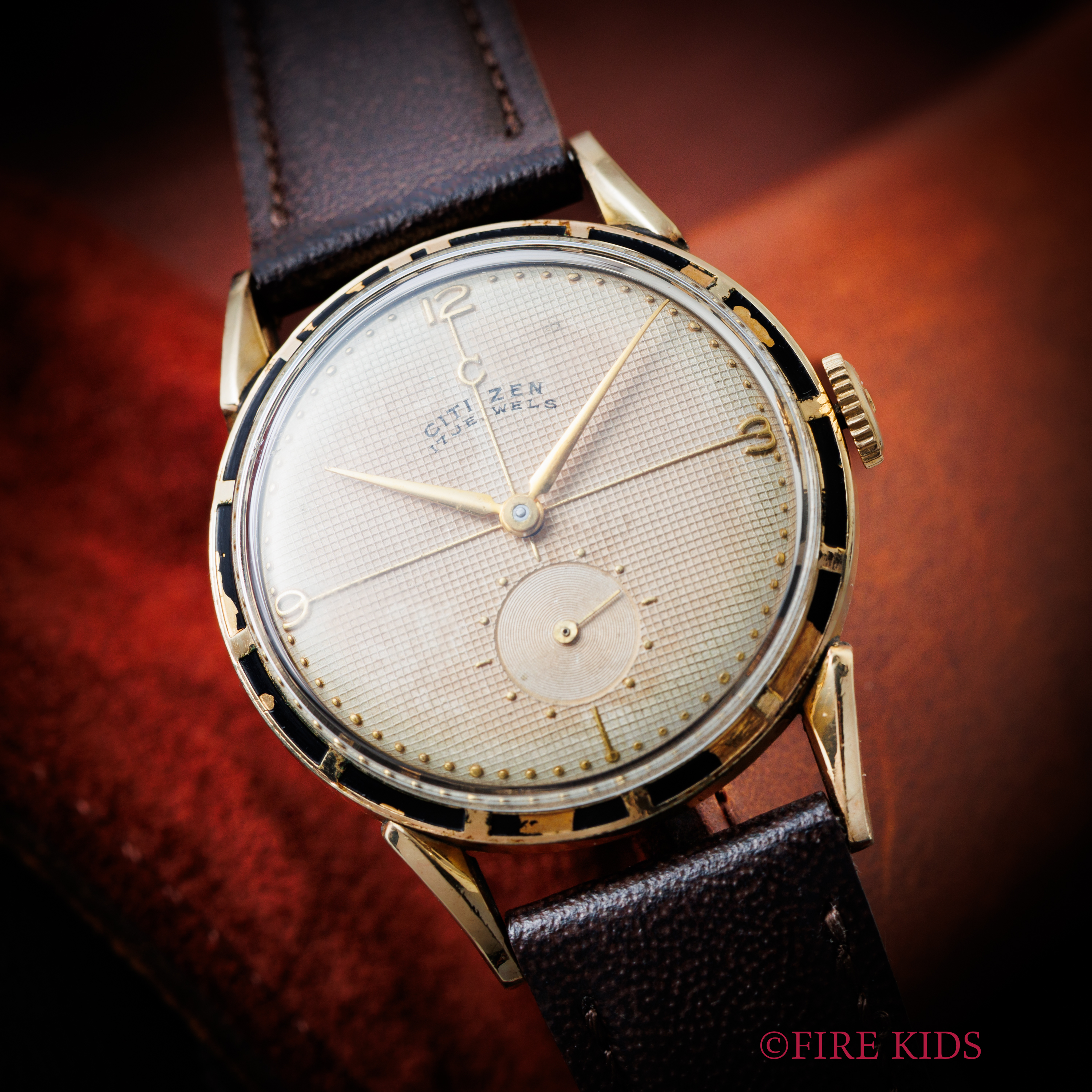 CITIZEN　ラウンド　スモセコ