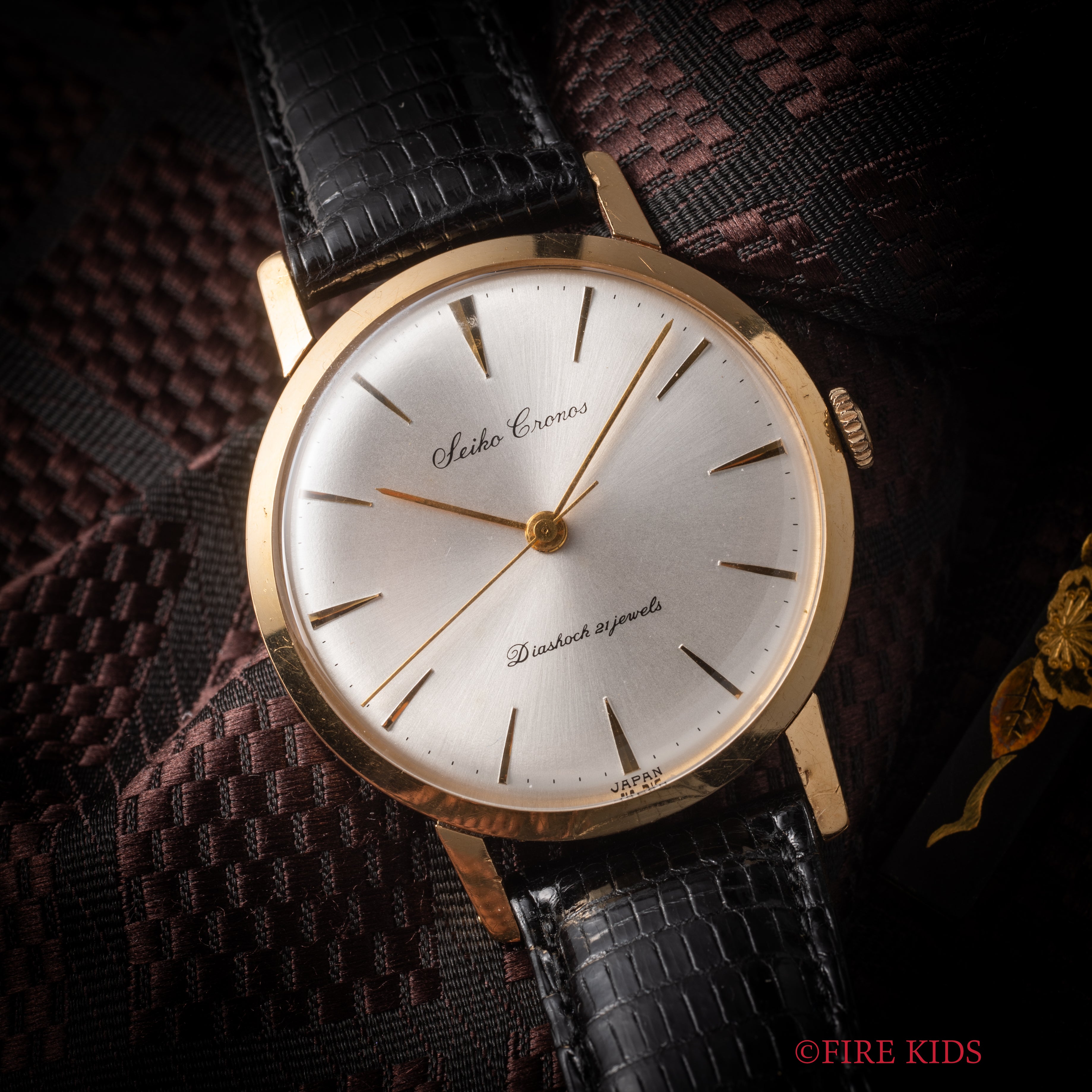 セイコー クロノス 1960年製 18金無垢ケース シルバーダイヤル GP尾錠付き