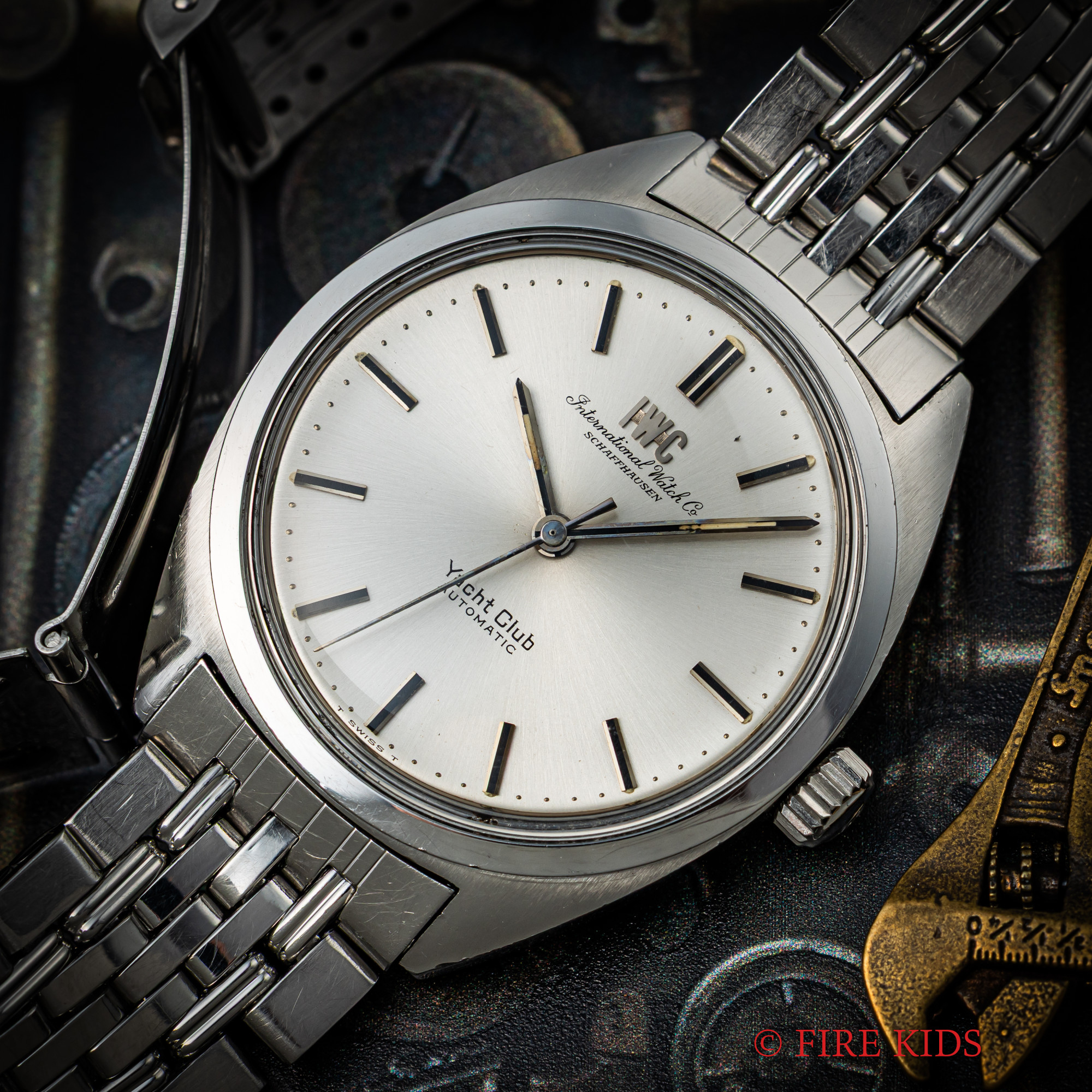 IWC ヨットクラブ Ref.R88D Cal.854B 1969年製 ゲイフレアーブレス付