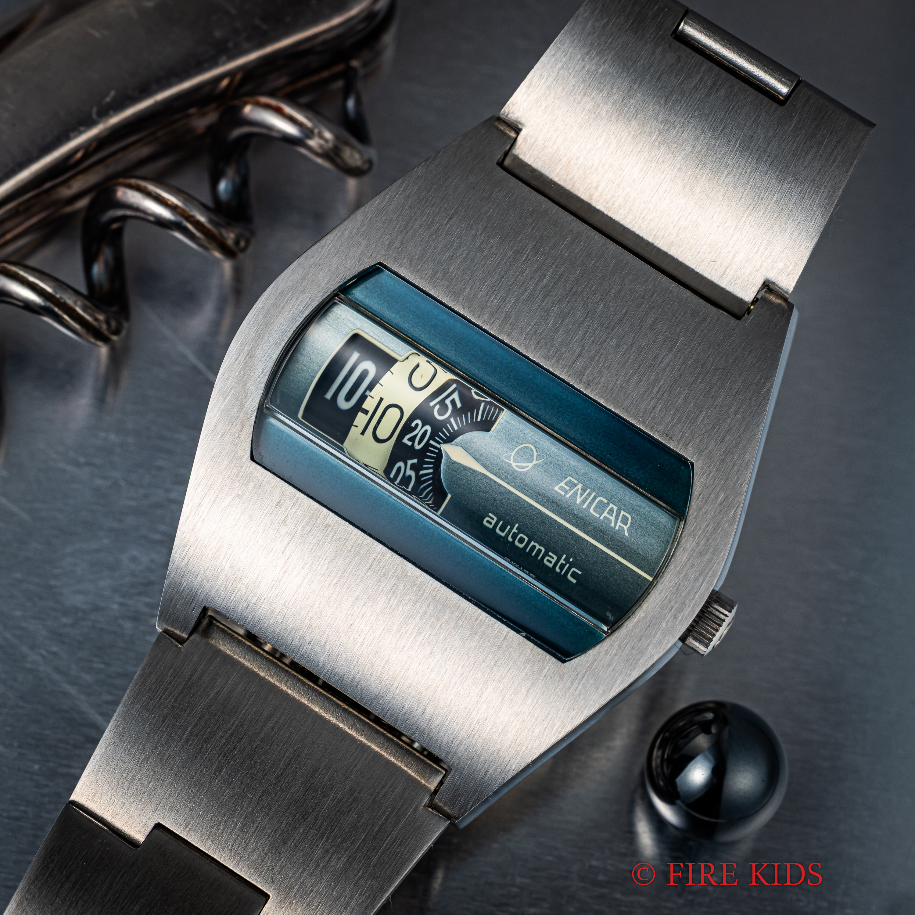 エニカ アナログデジタルウォッチ 1970年代製 自動巻き ニアミントコンディション ブルーダイヤル 純正ブレス