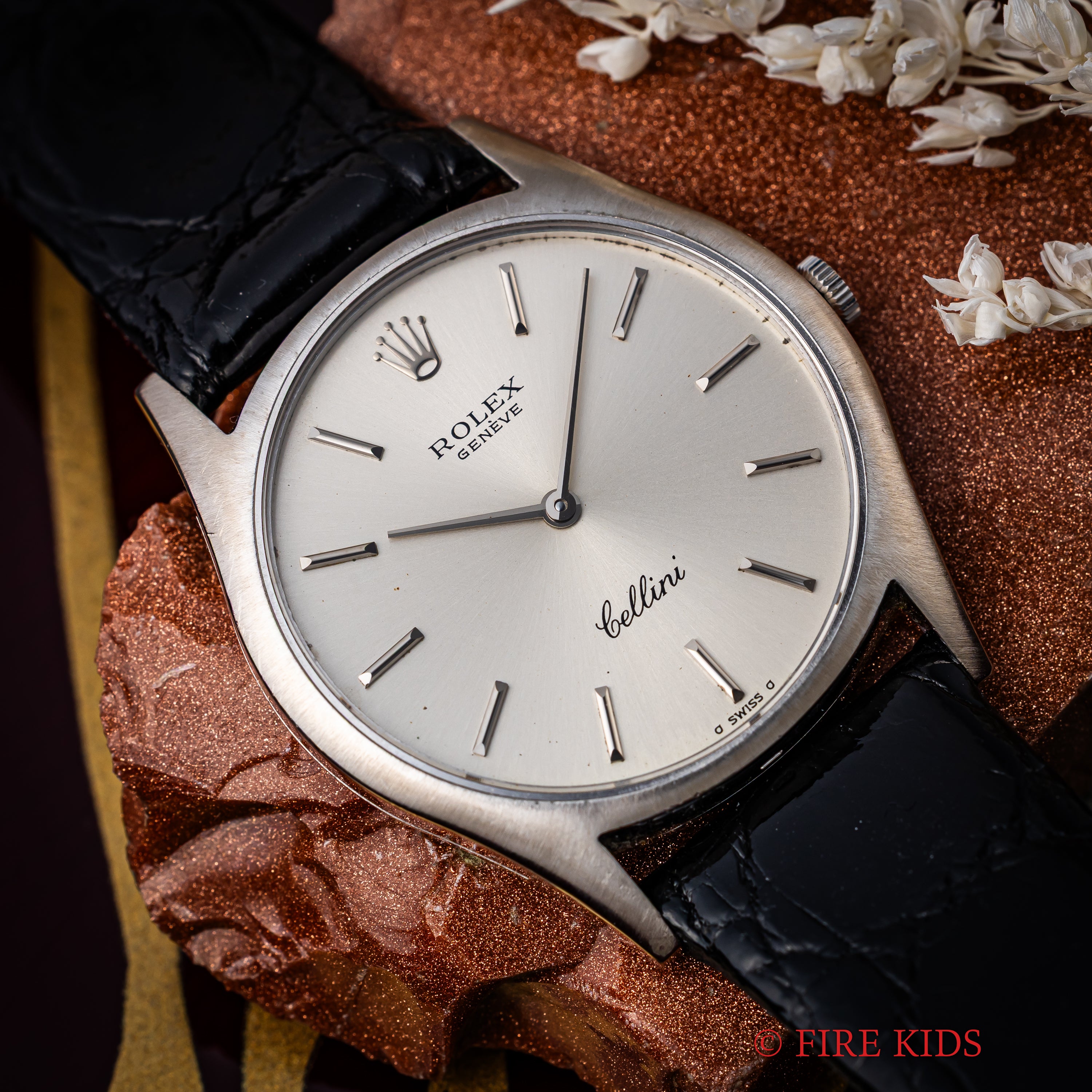 ロレックス チェリーニ 1973年製 18金無垢ケース Ref.3804 手巻 Cal.1600 純正尾錠付き