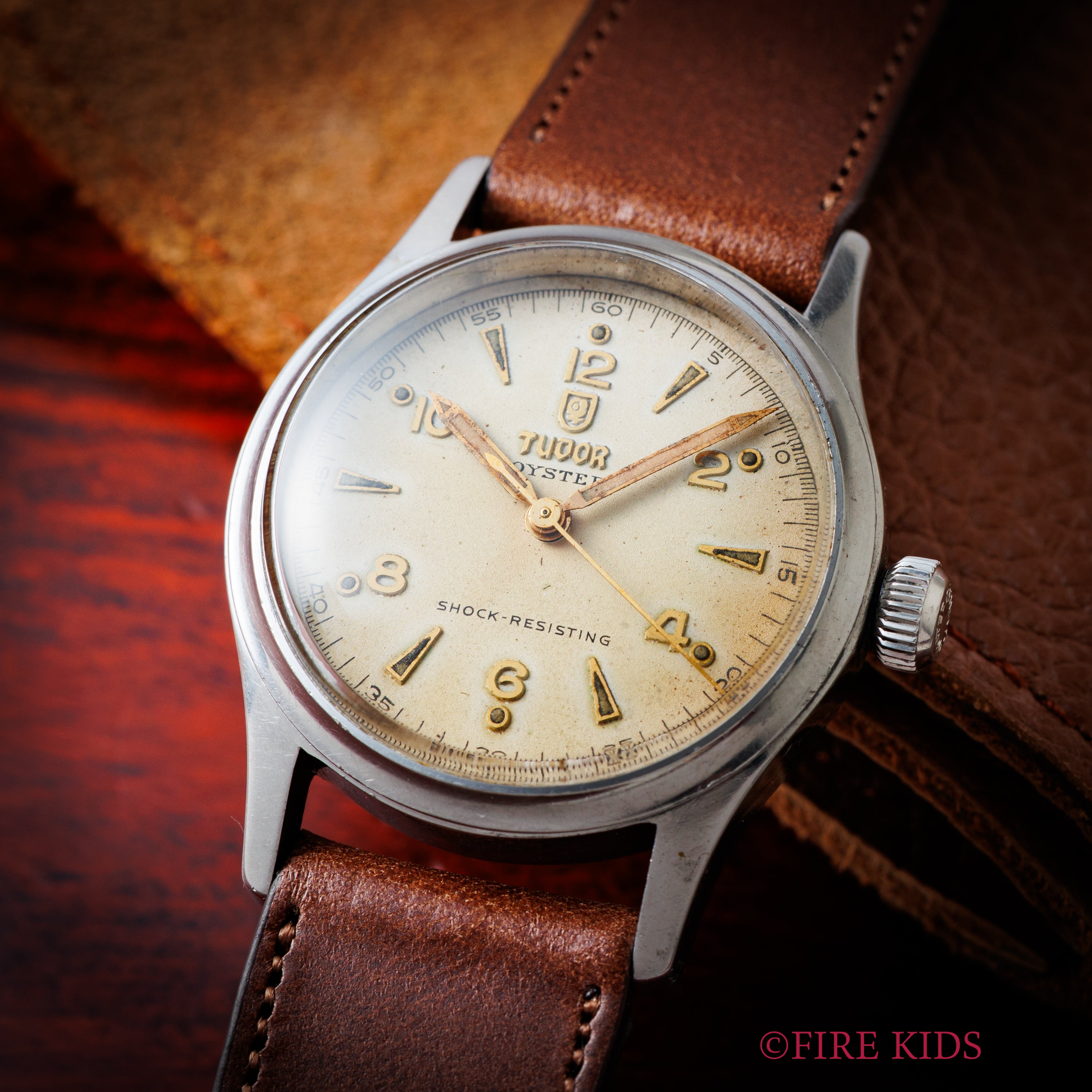 チューダー 盾バラ オイスター 1940年代製 Ref.4453 飛びアラビアダイヤル 手巻