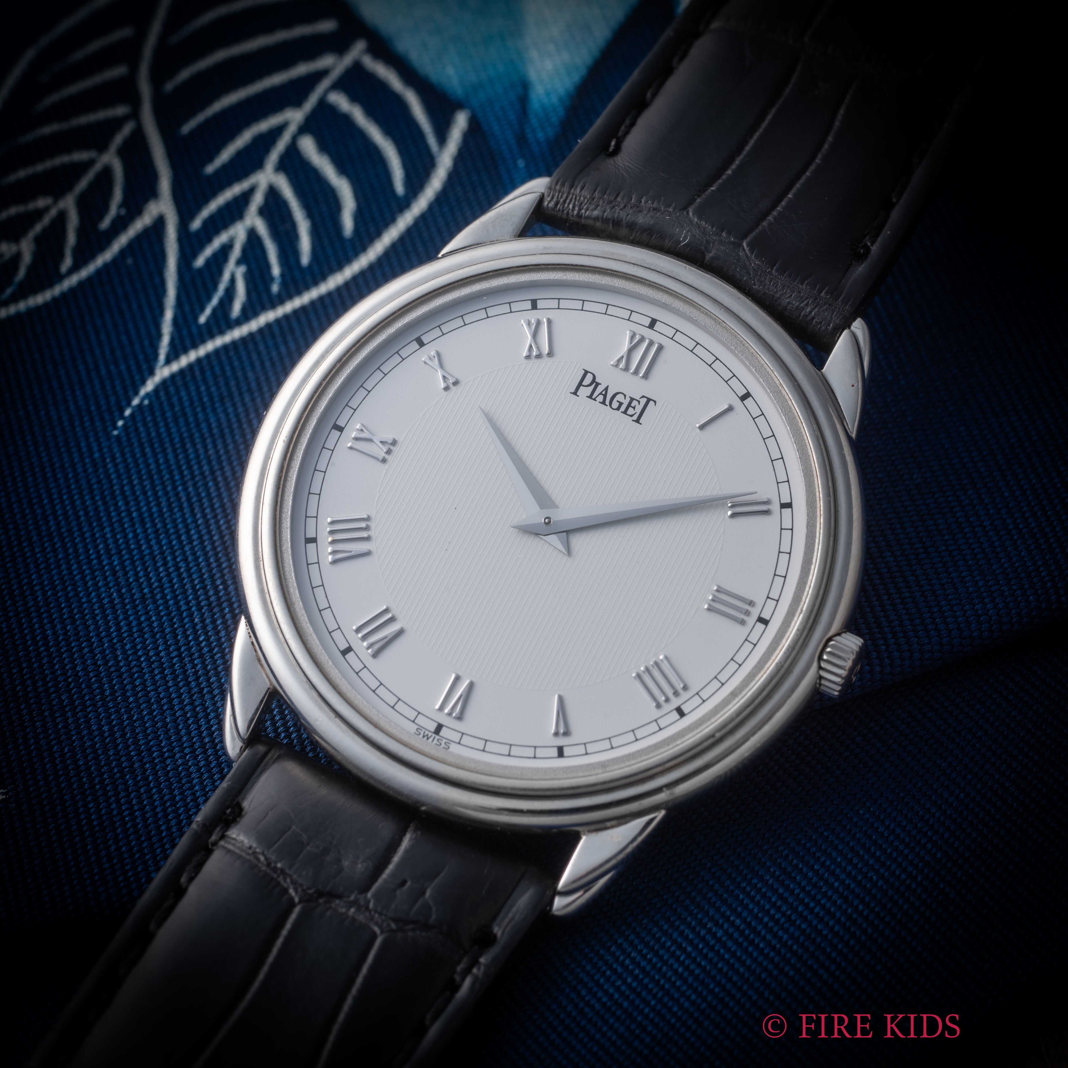 ピアジェ グベナー プラチナ無垢 ラウンドケース 1990年代製 手巻き Cal.9P2 Ref.90968 純正尾錠