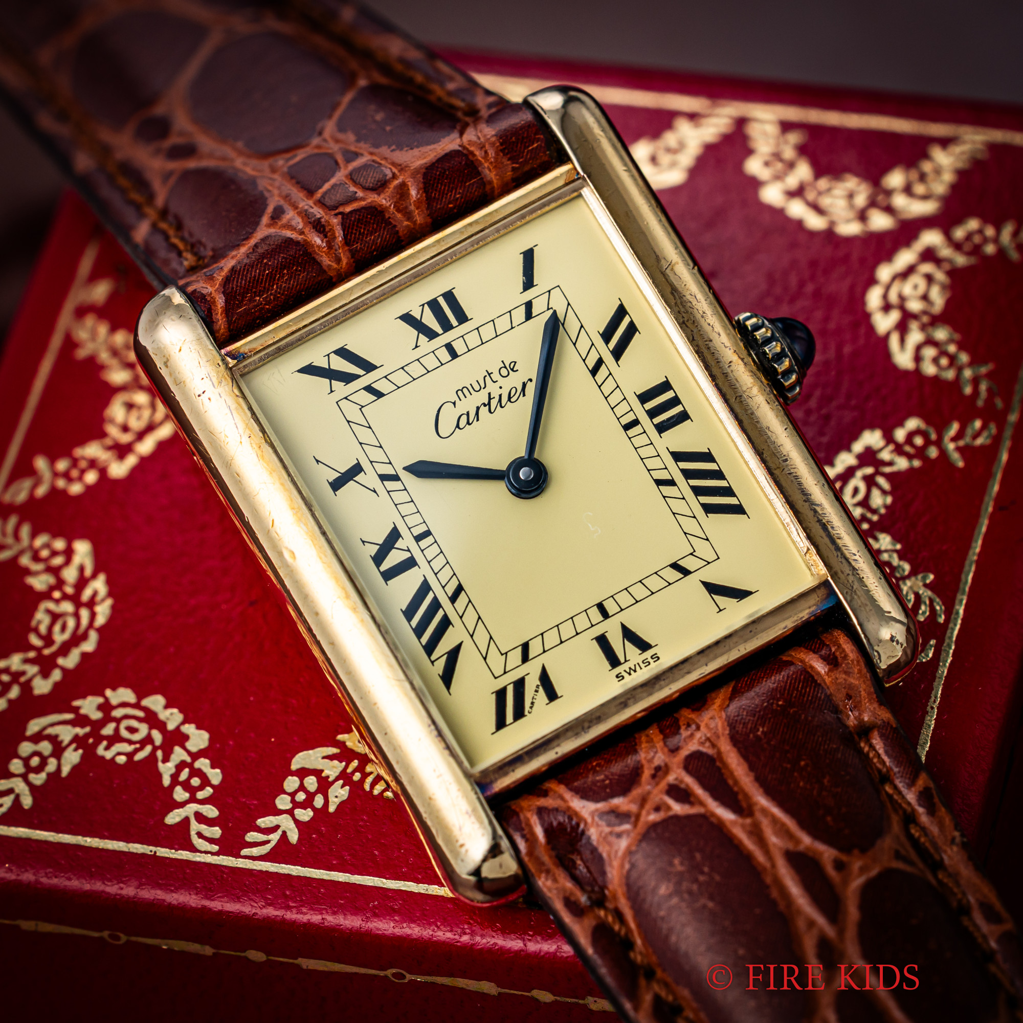 カルティエ マストタンクLM 1980年代製 手巻き アイボリーローマンダイヤル 純正尾錠付き