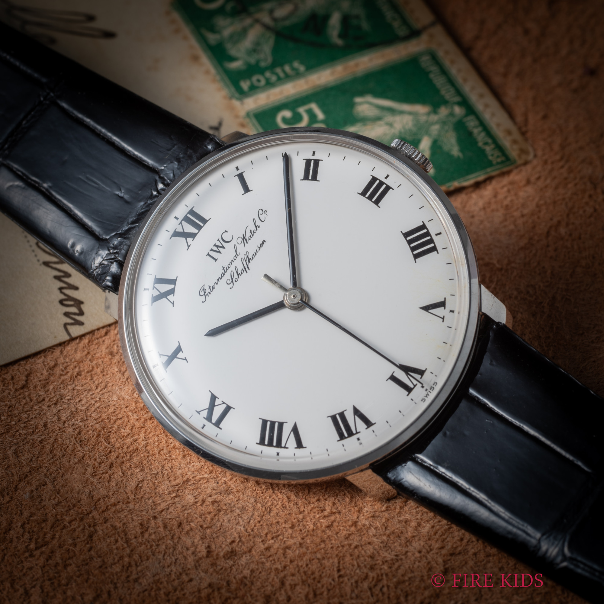 IWC ホワイトローマン 手巻 ref.2401 cal.403 1977年製