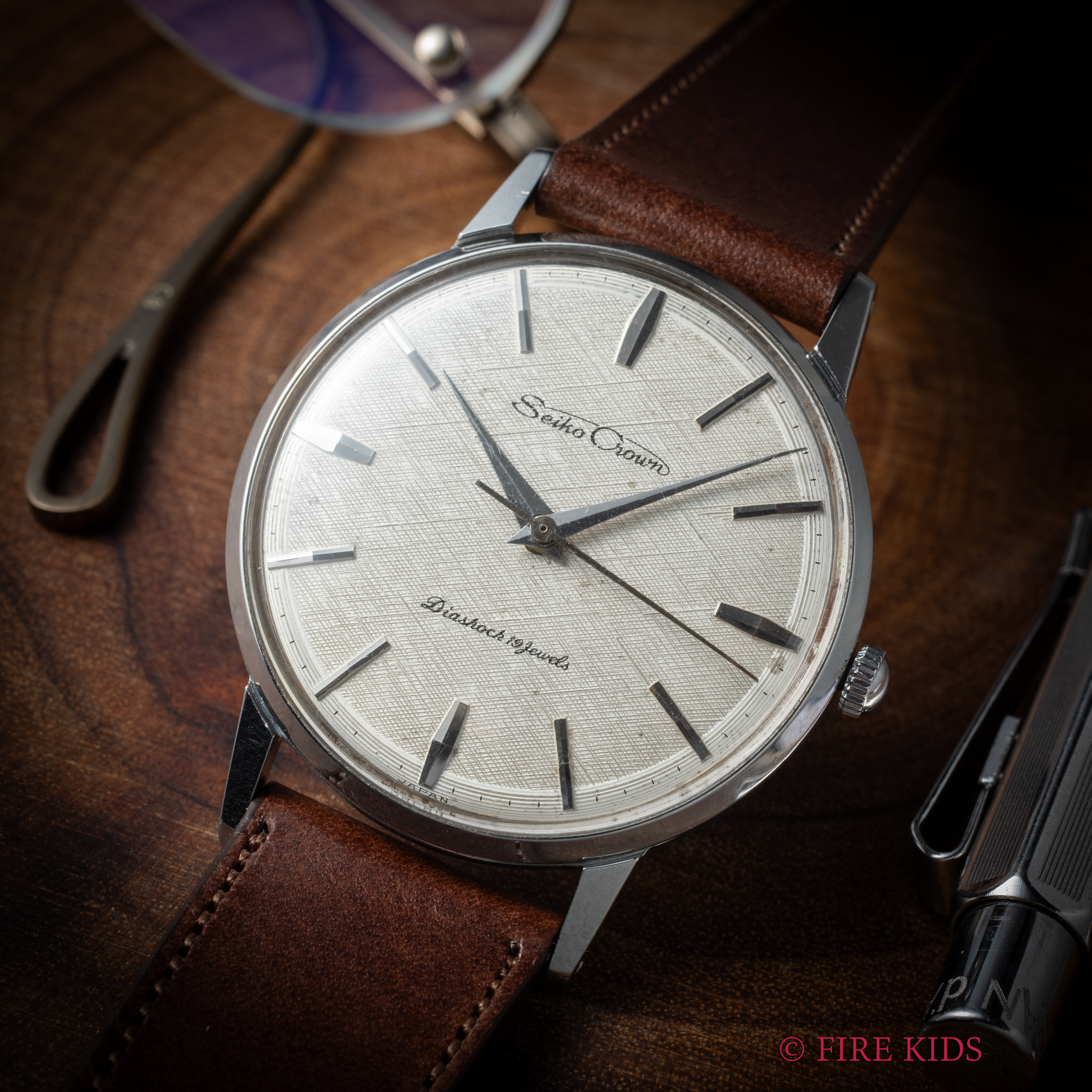 セイコー クラウン リネンダイヤル 1961年製 手巻き SSケース