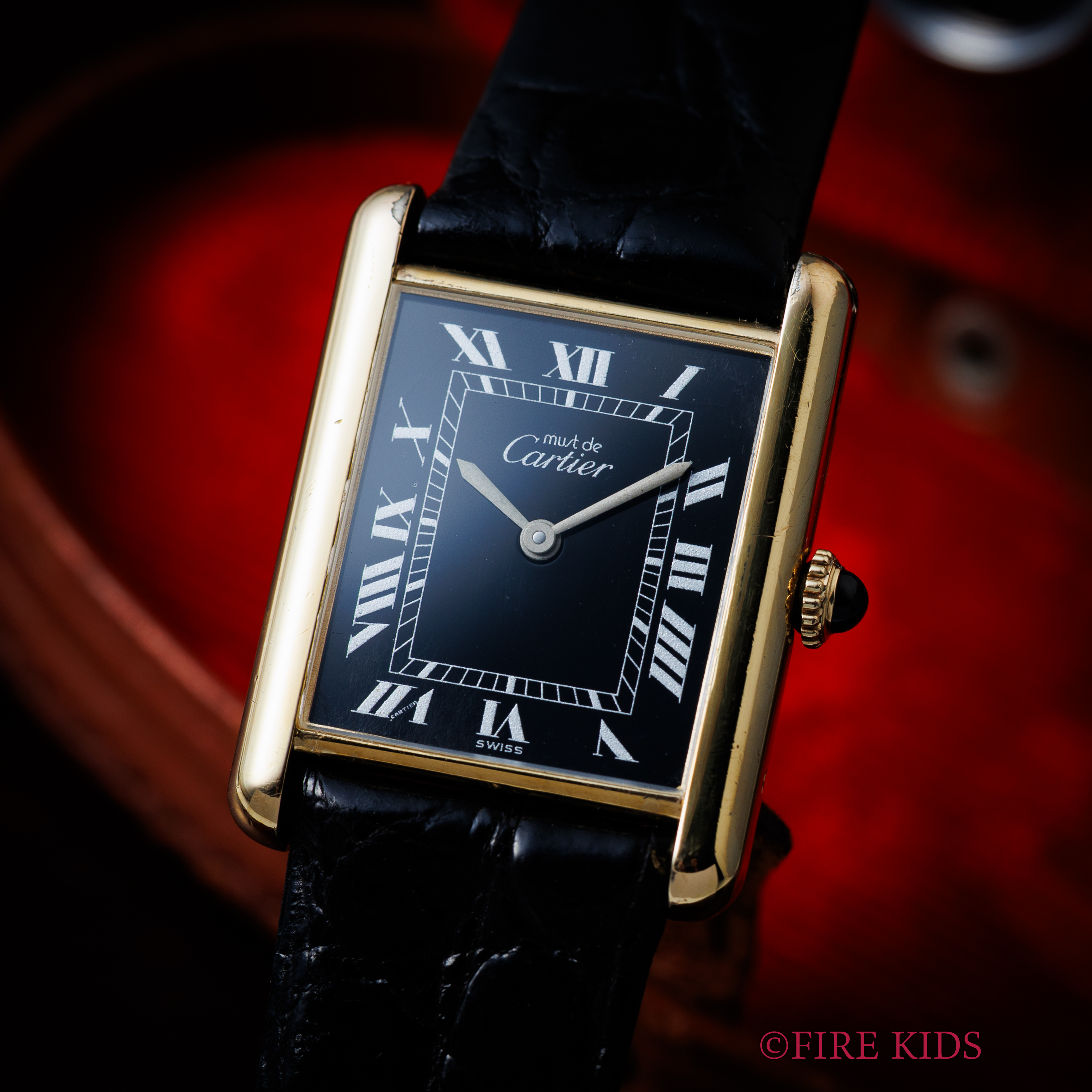 カルティエ マストタンク 1980年代製 手巻き 純正尾錠 ブラックローマンダイヤル
