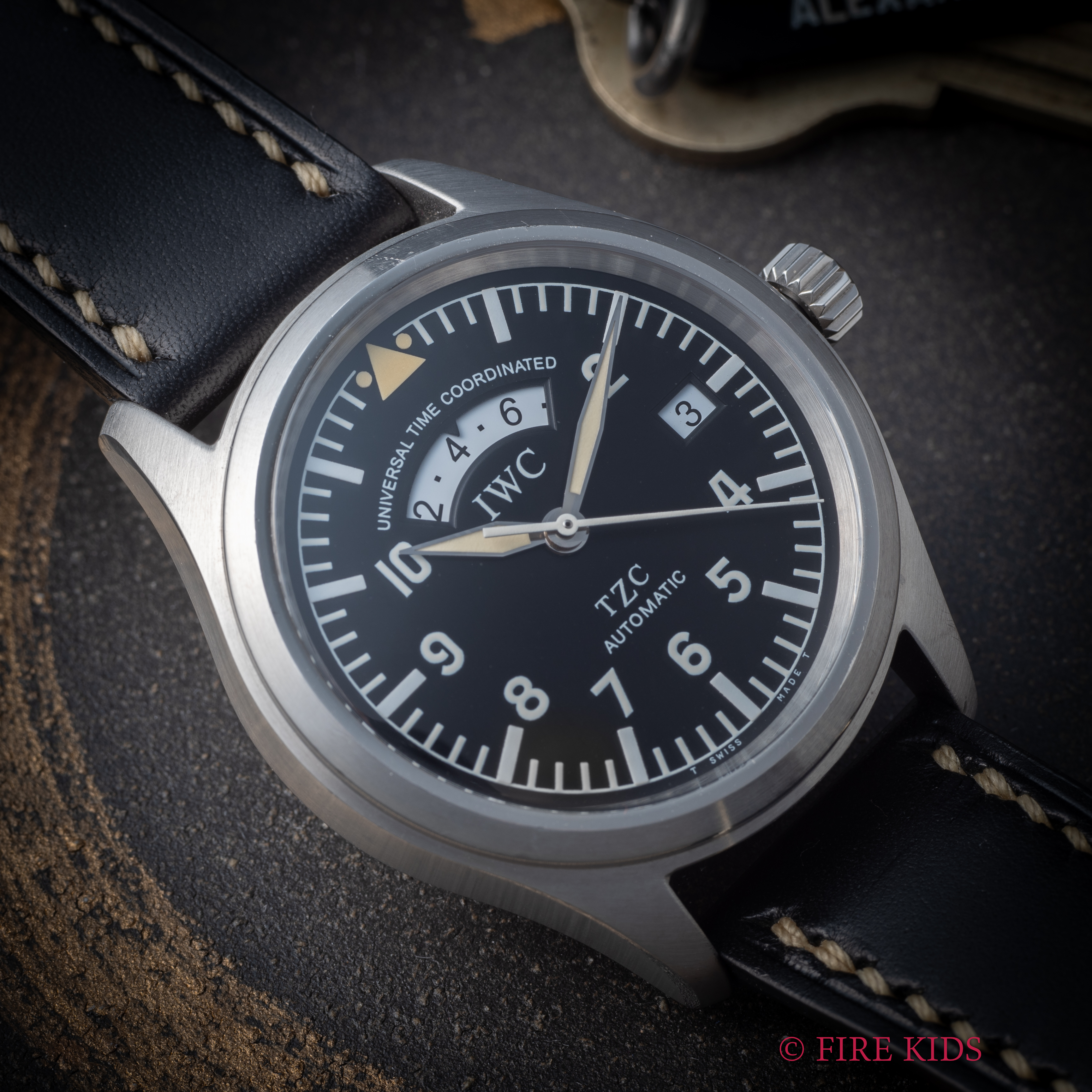 FIREKIDS｜ファイアーキッズ / IWC フリーガー UTC 2000年製 自動巻き