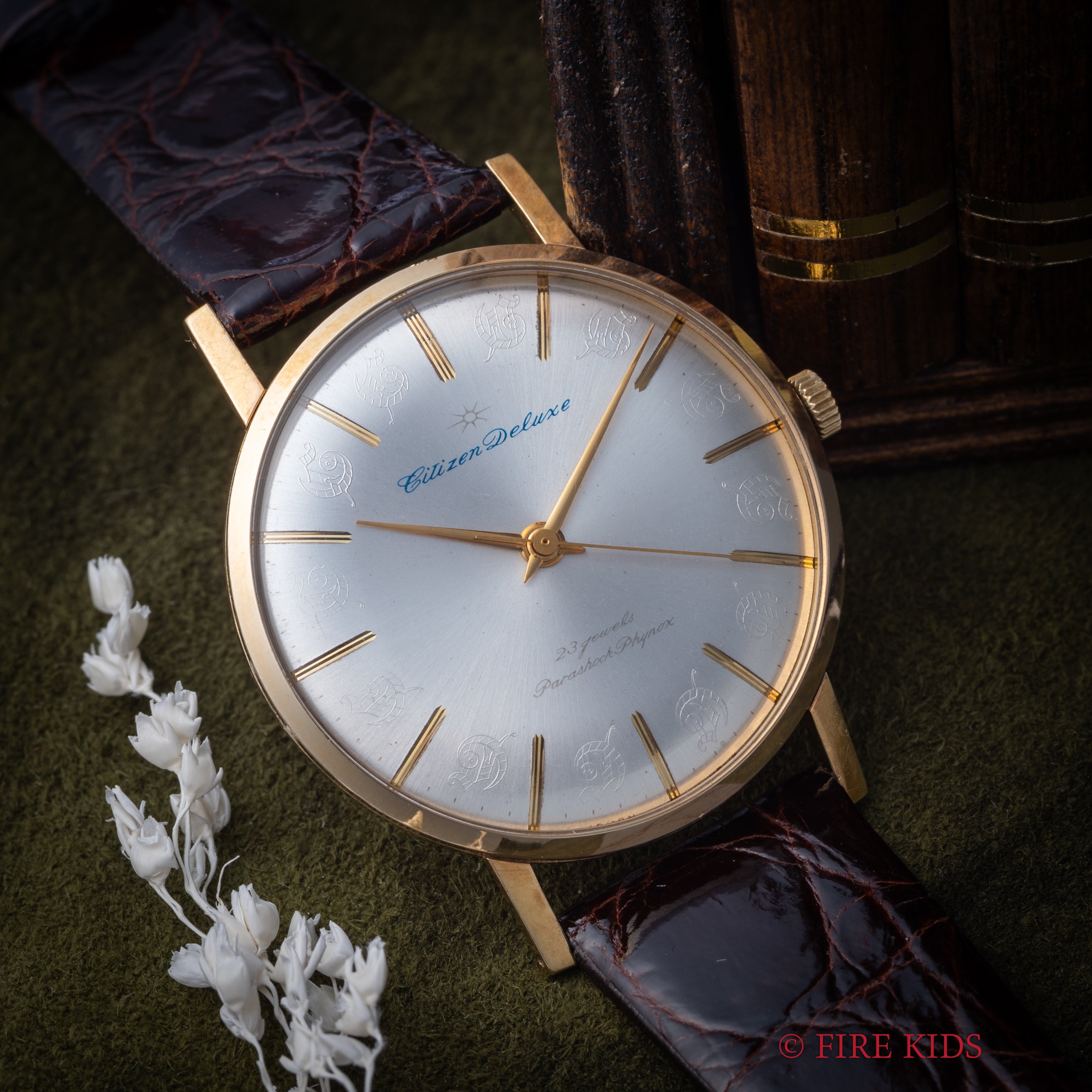 シチズン 1961年製 デラックス 箱付き 花文字 手巻き 23石 箱、タグ、証明書、純正革ベルト、尾錠付き