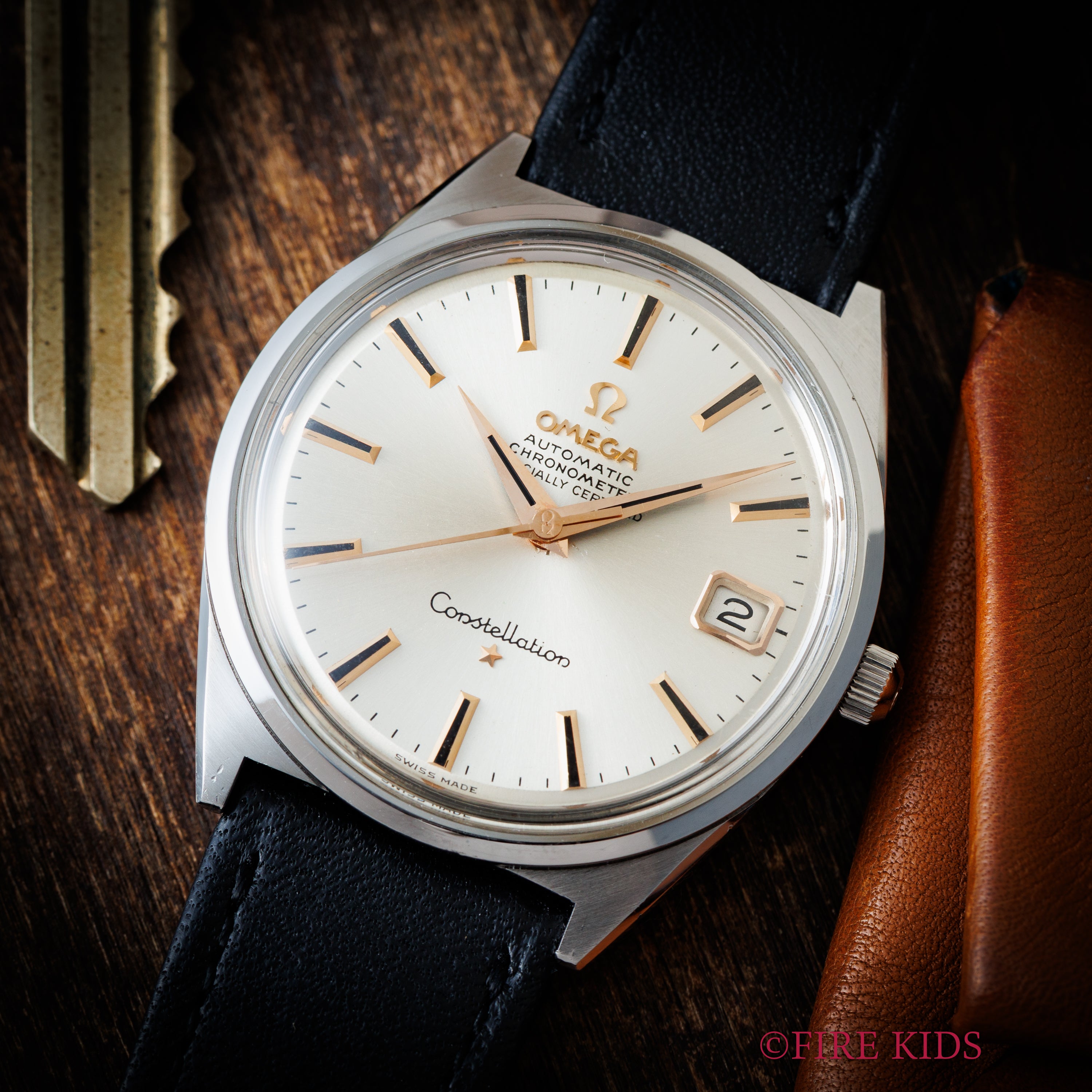 OMEGA　コンステレーション 1969年製 Ref.168.0015トノーケース 純正革ベルト、箱付き