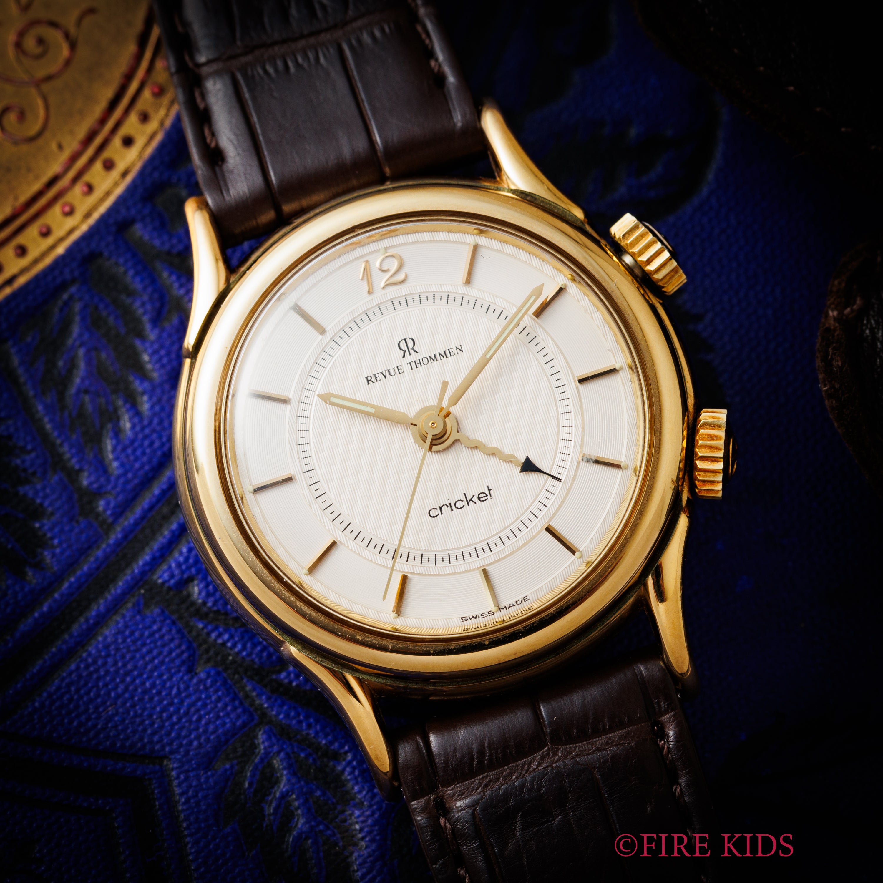 レビュートーメン クリケット 金張り 1991年発行ギャラ付 純正尾錠 アラームウオッチ