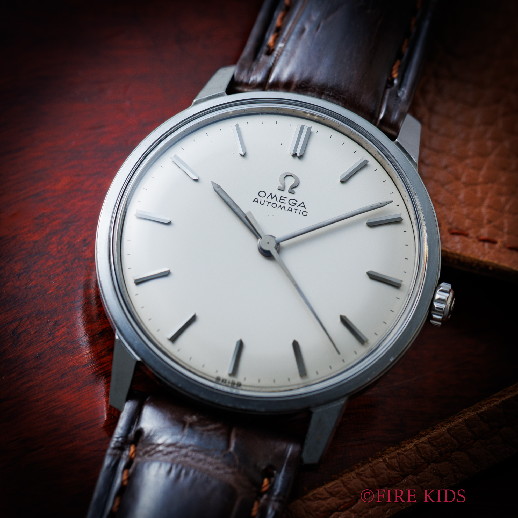 オメガ 1963年製 ラウンドケース Ref.165.002 自動巻 Cal.550