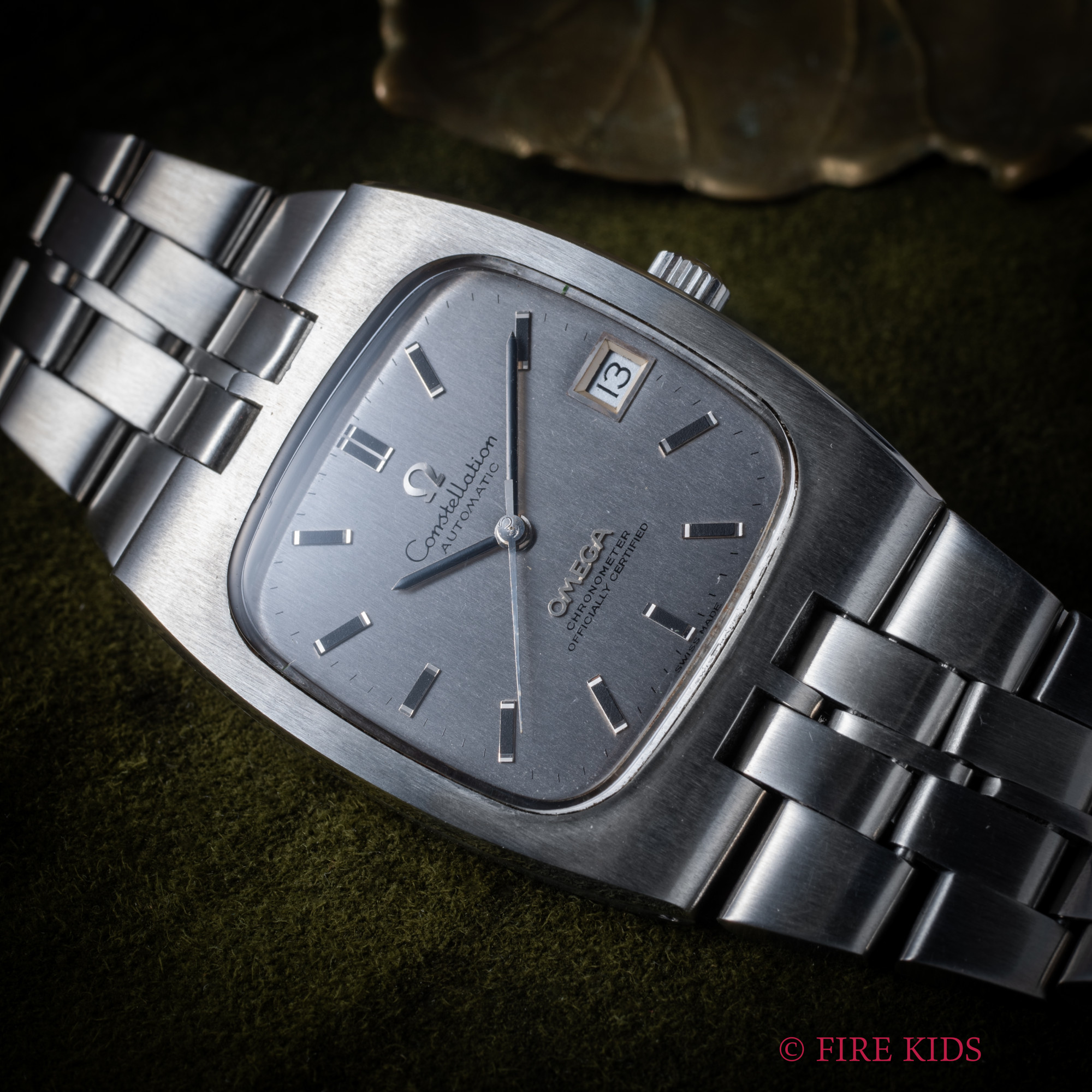 オメガ コンステレーション インテグレート 自動巻クロノメーター 1969年製 Ref.168.047 純正ブレス付き