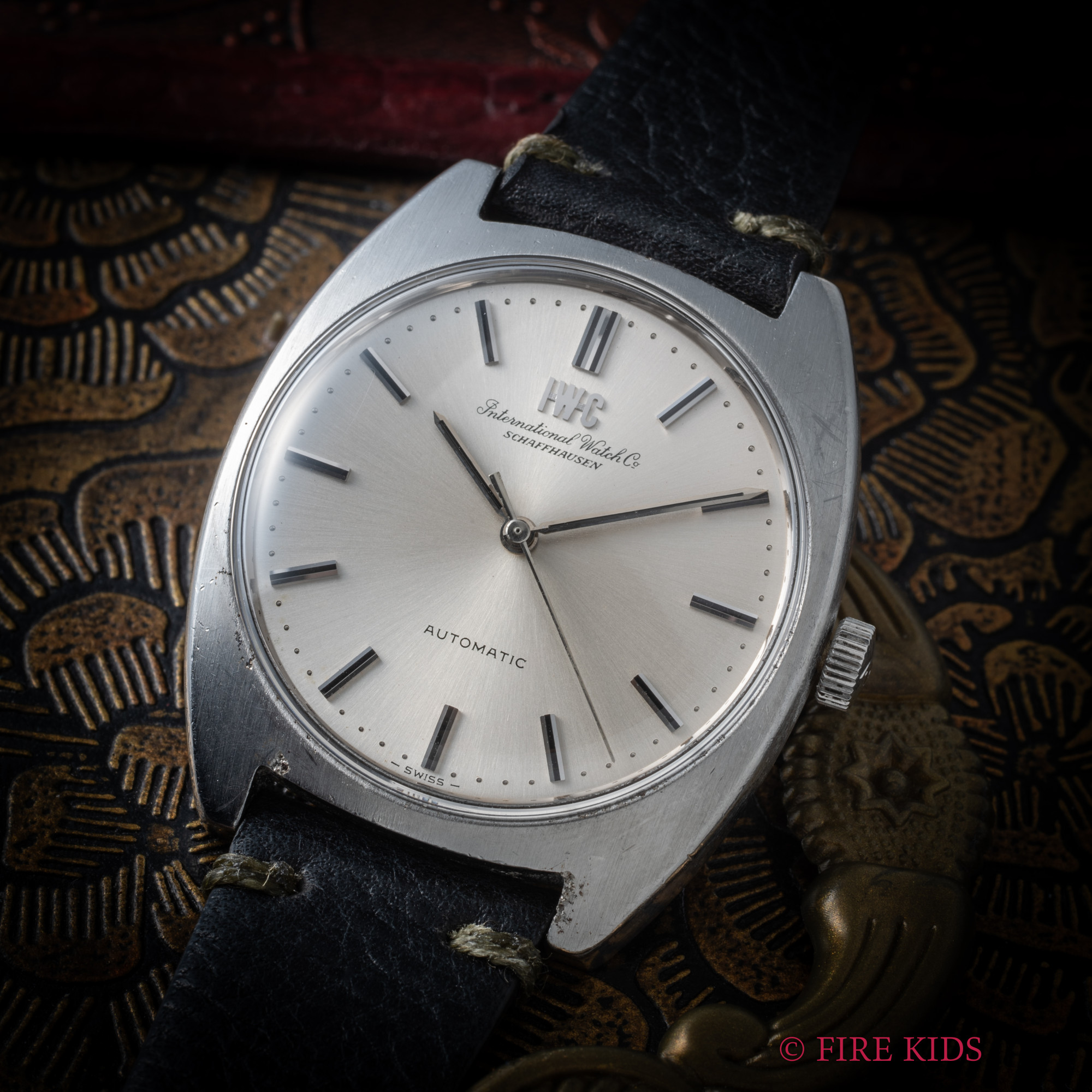 IWC Cラインケース 1975年製 Ref.1828 ペラトン式自動巻 ノンデイト Cal.854B