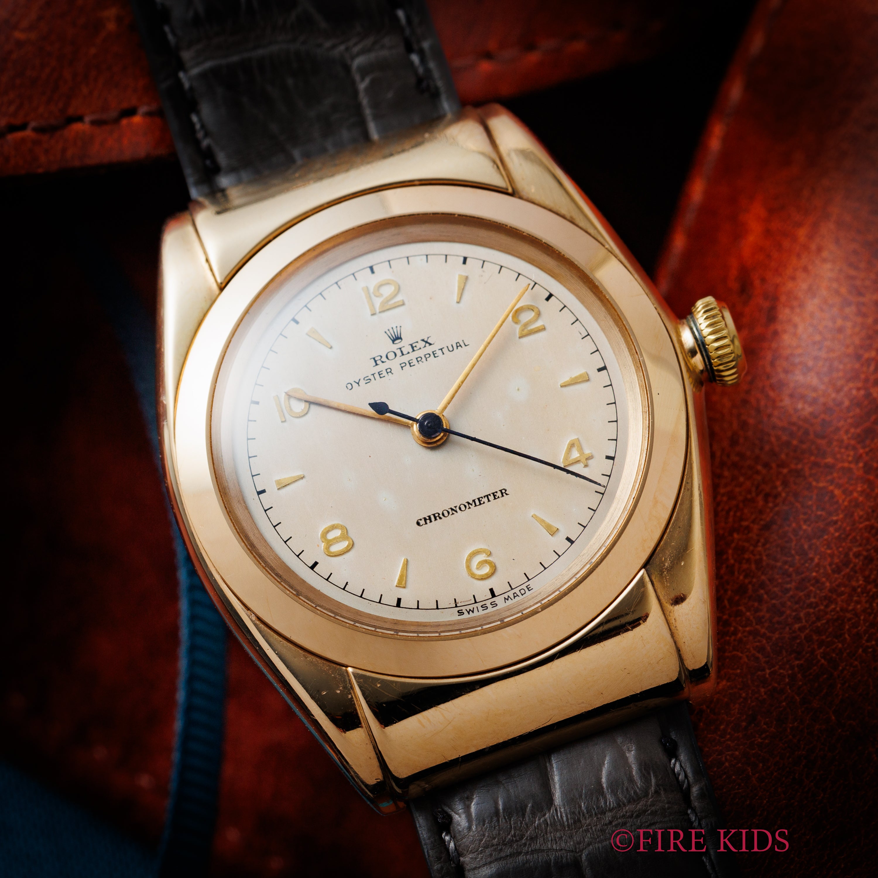 ロレックス 14金無垢バブルバック カバード 1940年代後半製 Ref.7957 飛びアラビアダイヤル