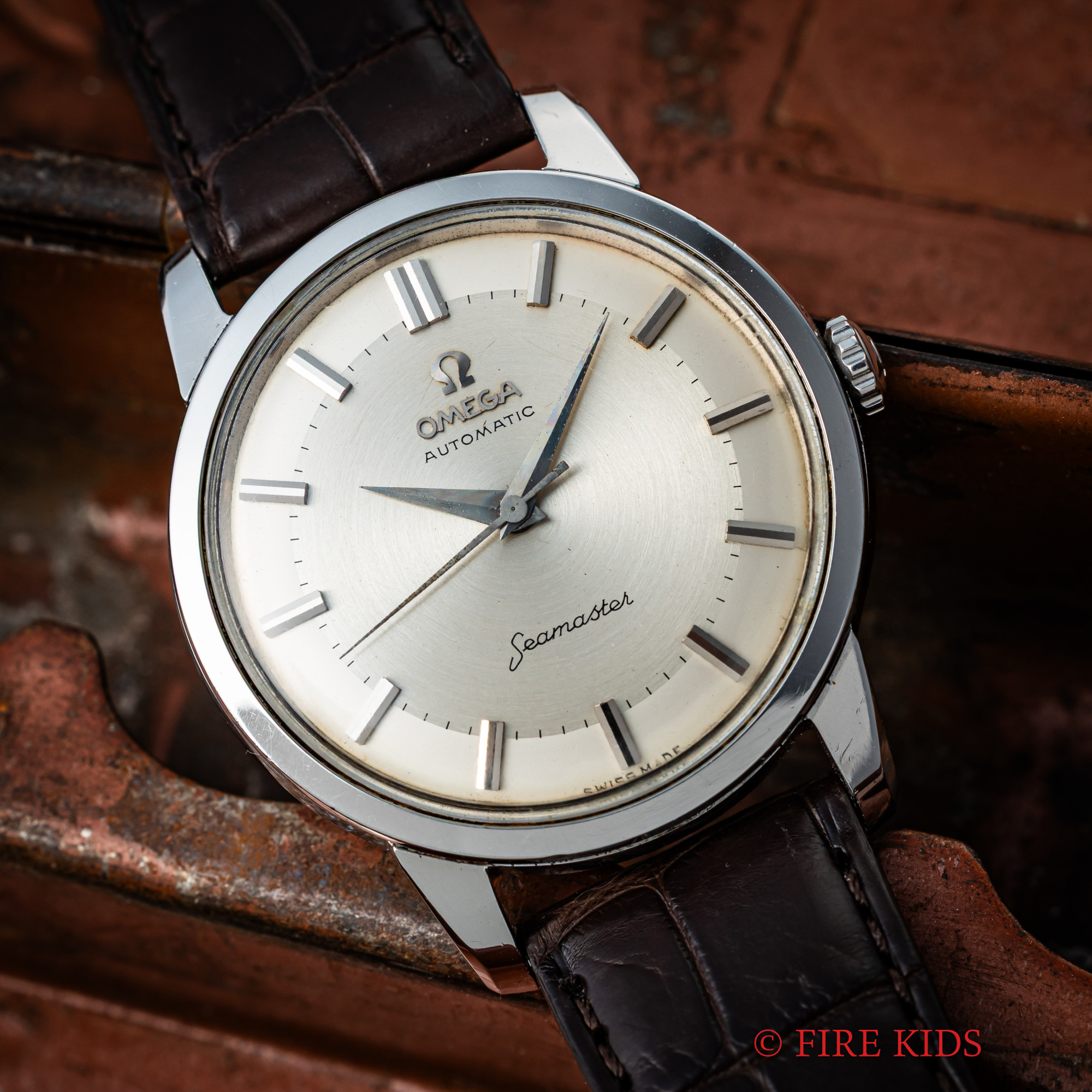 OMEGA　シーマスター37㎜ビッグケース 1961年製 ツートーンダイヤル ノンデイト自動巻 cal.552