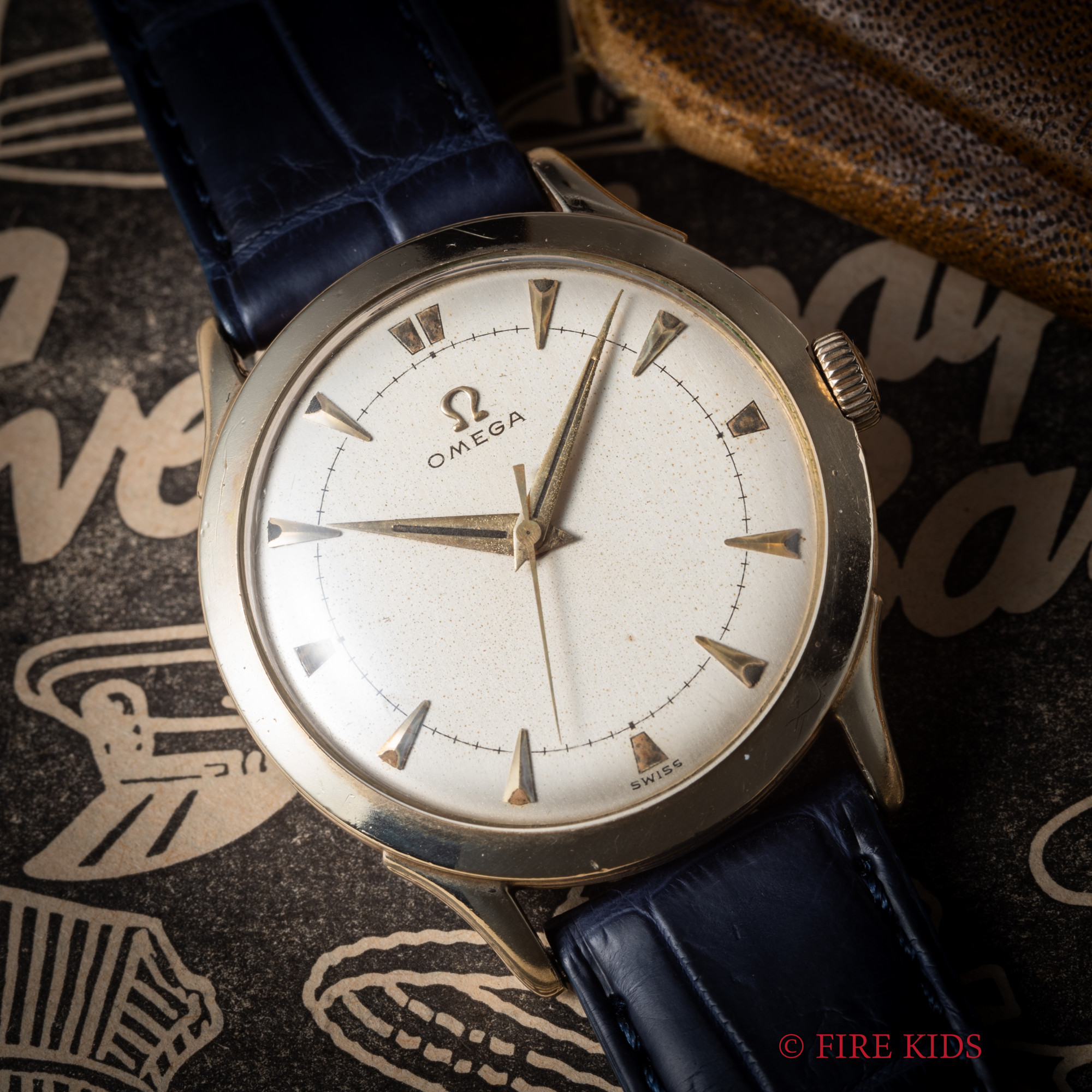 オメガ ラウンドケース USケース 10金張り 手巻きCal.371 1950年製 純正尾錠付き