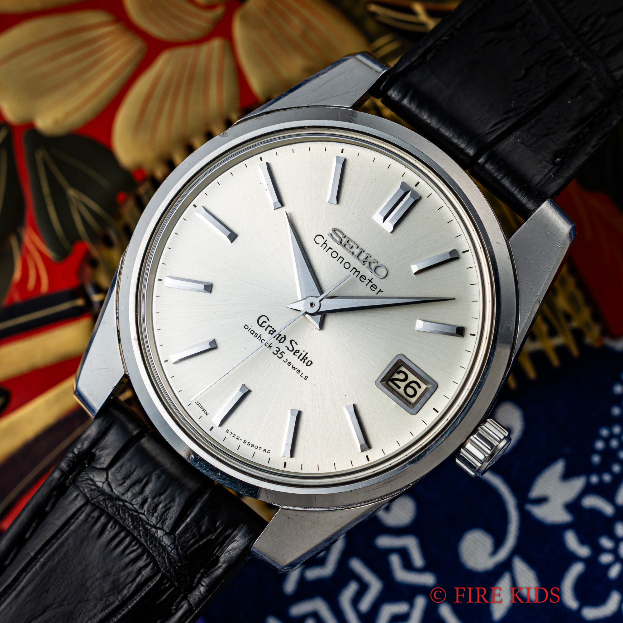 グランドセイコー GrandSeiko セカンドモデル 前期型 1965年製 57GS Ref.5722-9990 手巻 クロノメーター表記 ライオンメダリオン