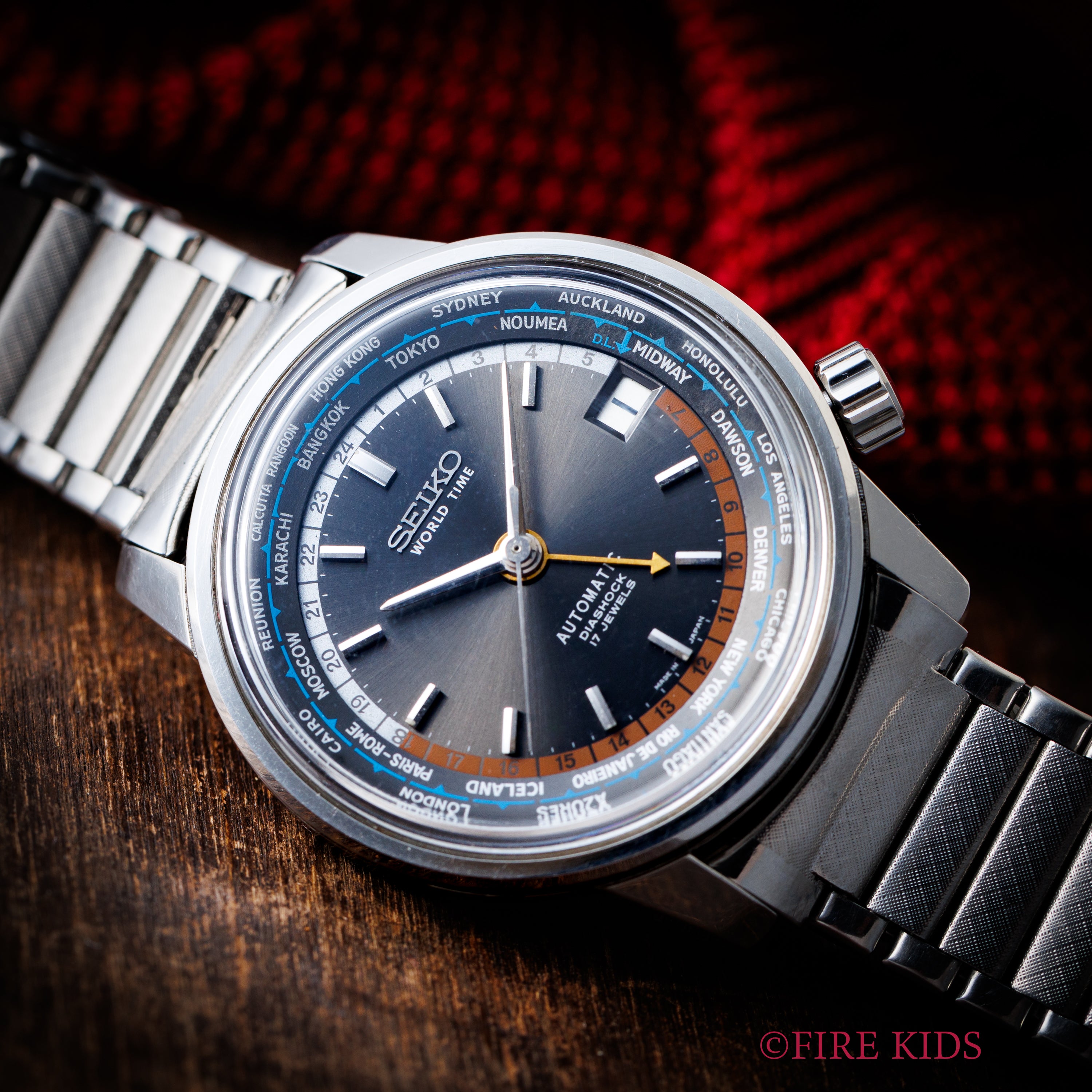 セイコー ワールドタイムファーストモデル 1964年製 Ref.6217-7000 聖火マーク 自動巻 希少黒文字盤