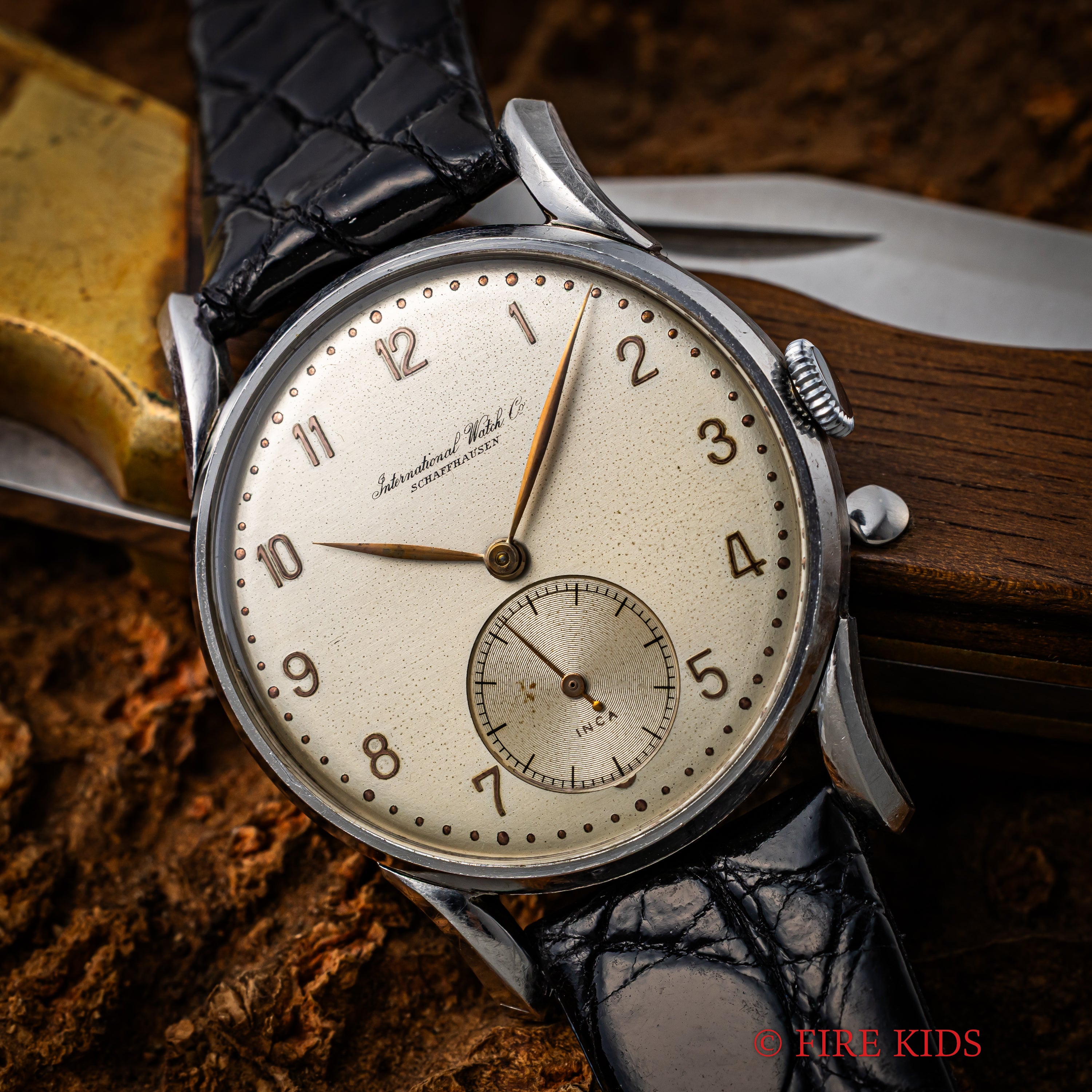 IWC ファンシーラグ33mmケース 1946年製 手巻 cal.83 スモールセコンド アラビアダイヤル