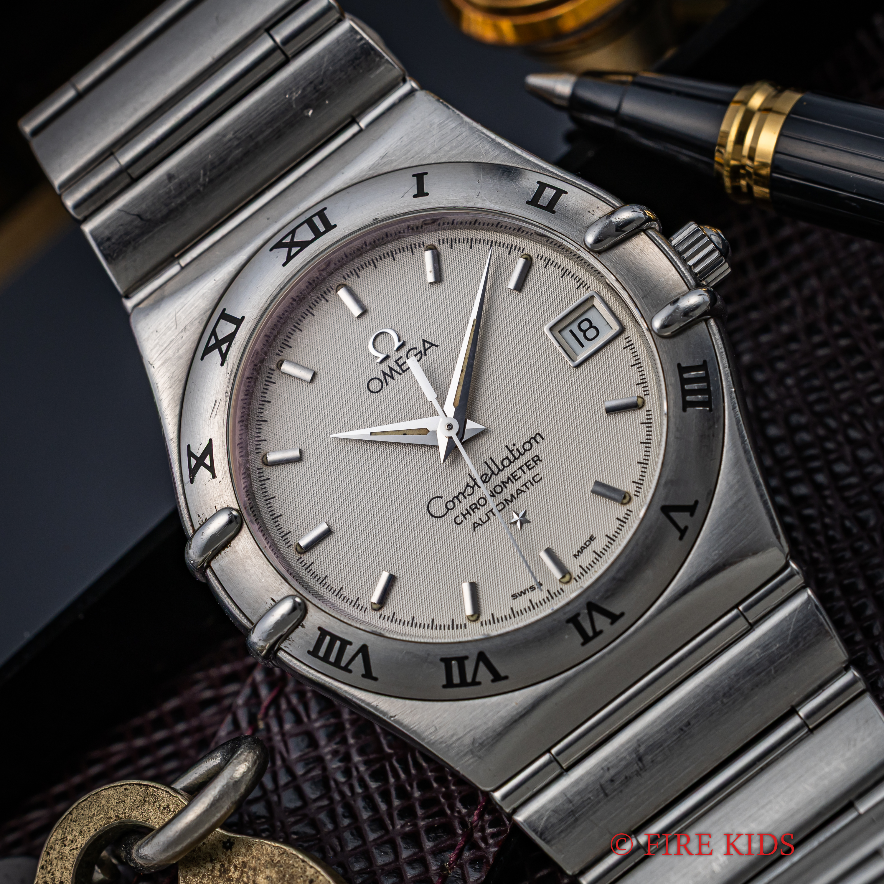 オメガ コンステレーション Ref.368.1201 1999年製 ホワイトダイヤル 自動巻クロノメーター マンハッタン インテグレートブレス