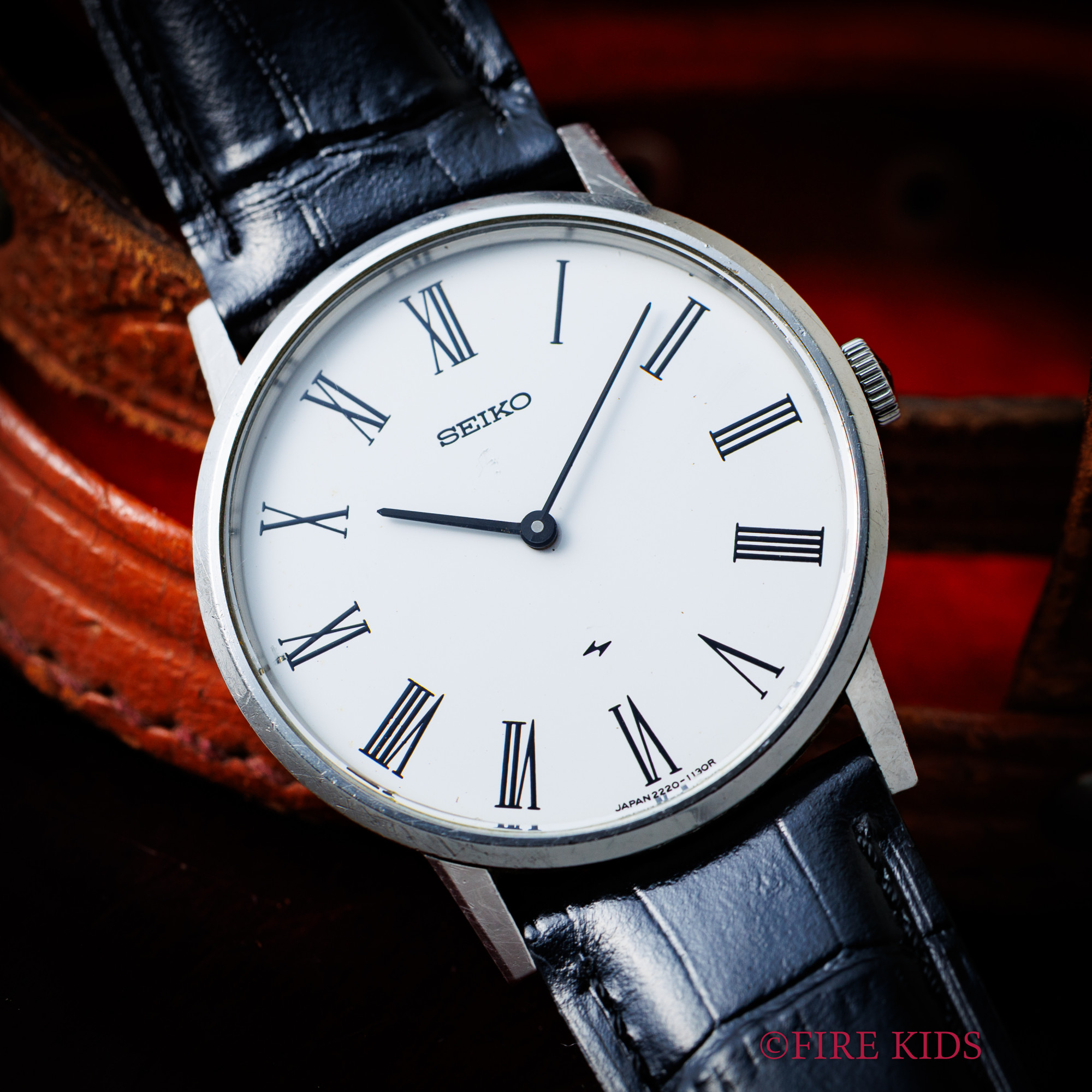 SEIKO シャリオ 白文字盤 1976年製 手巻き Ref.2220-0430 Cal.2220A