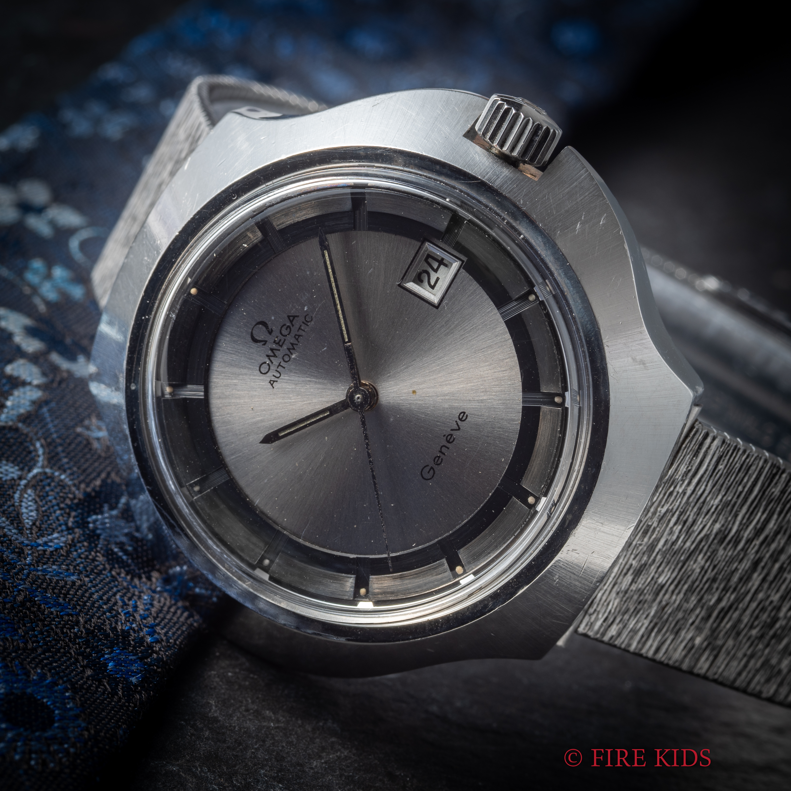 OMEGA　ジュネーブ