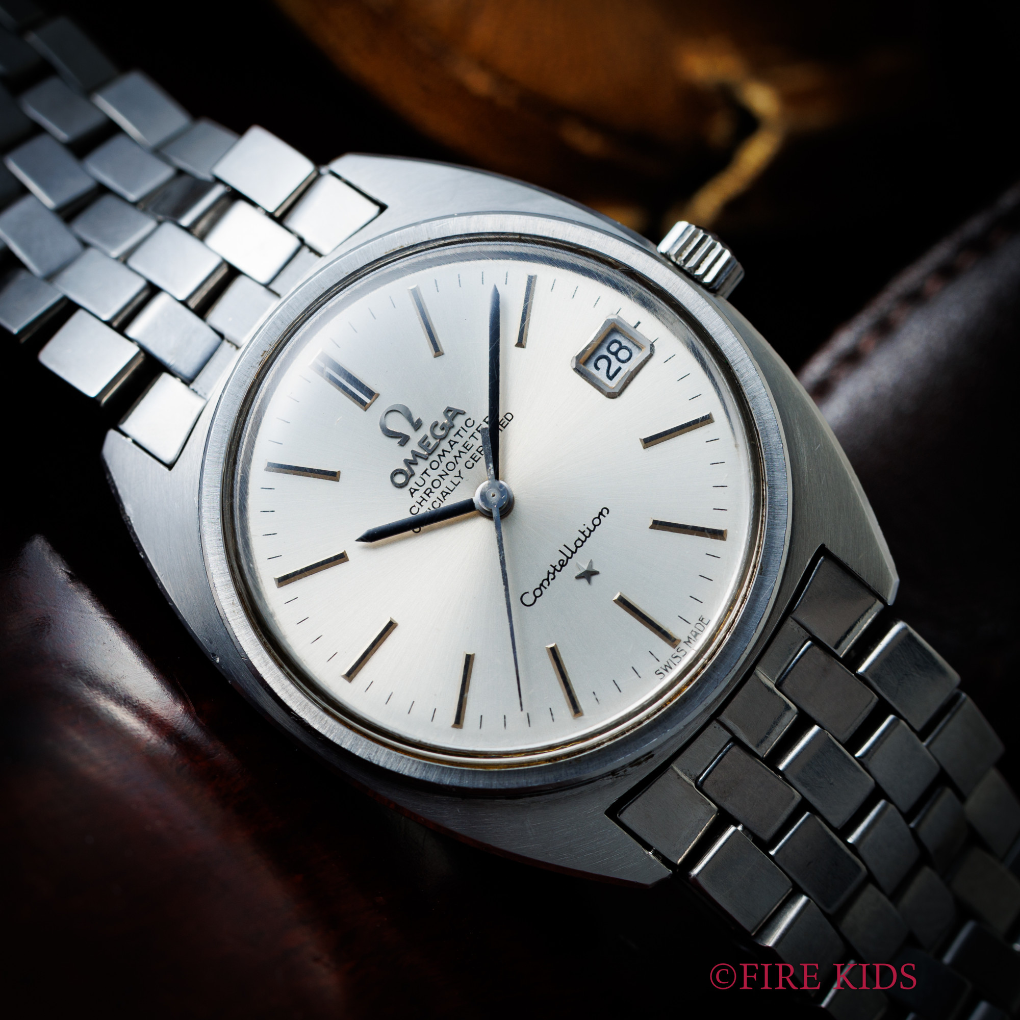 オメガ コンステレーション Cラインジェラルドジェンタデザイン前期 1968年製 Cal.564 自動巻きクロノメーター 純正ブレス付き